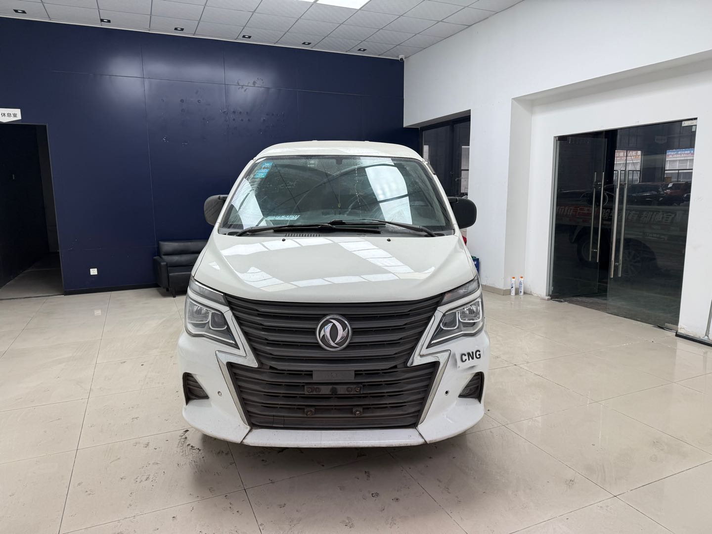 Forthing Lingzhi 2020 صورة سيارة 