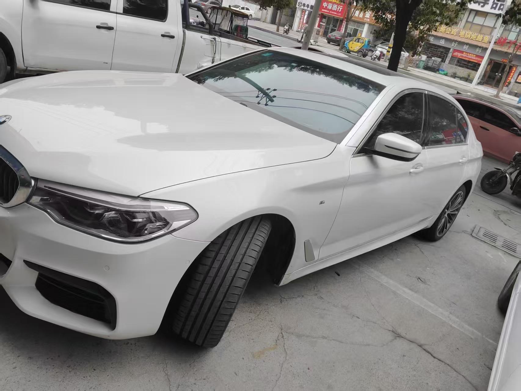 BMW 5 Series 2020 BMW 5 Series 2020 car image