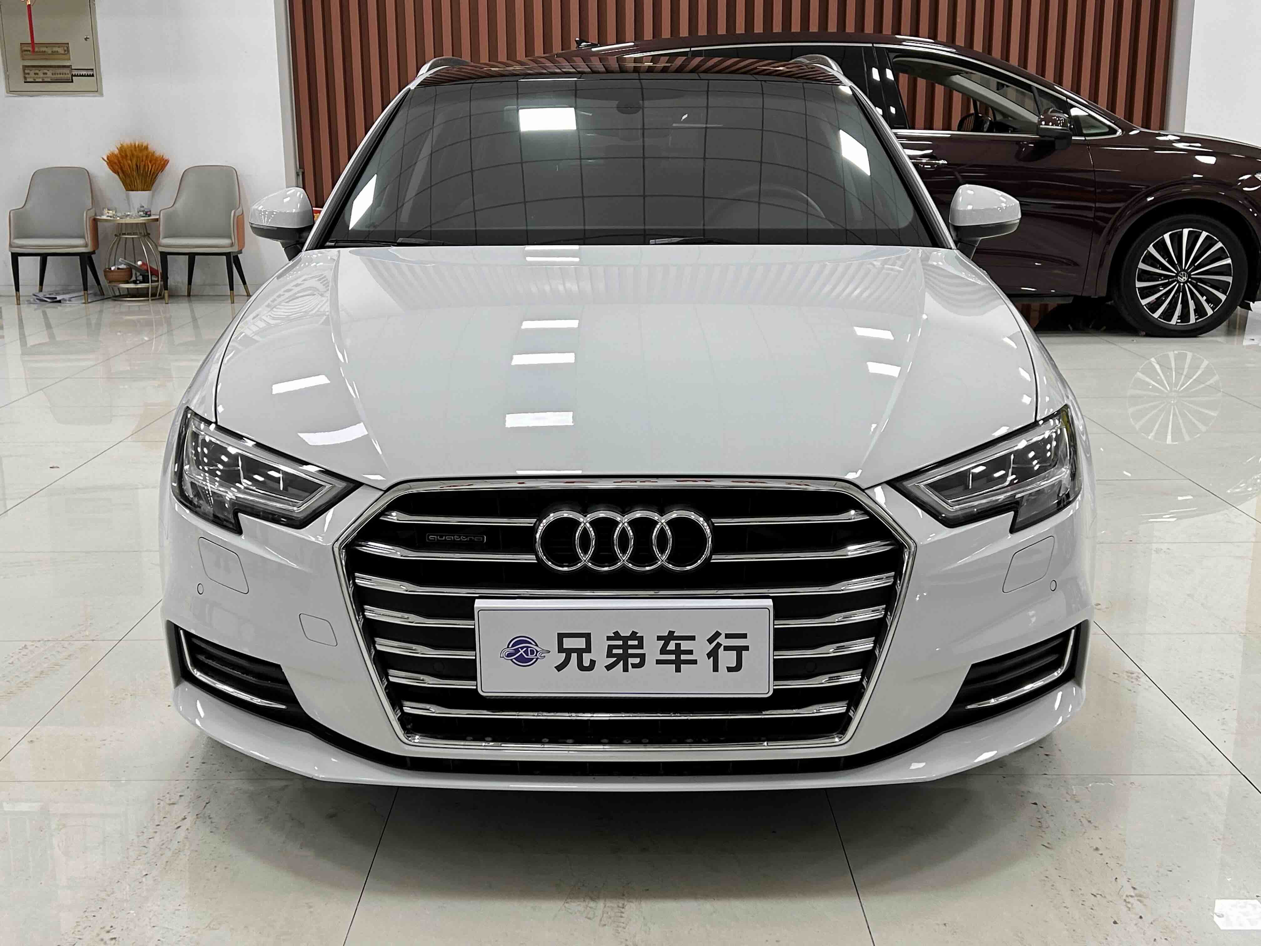 Audi A3 2019 car image 