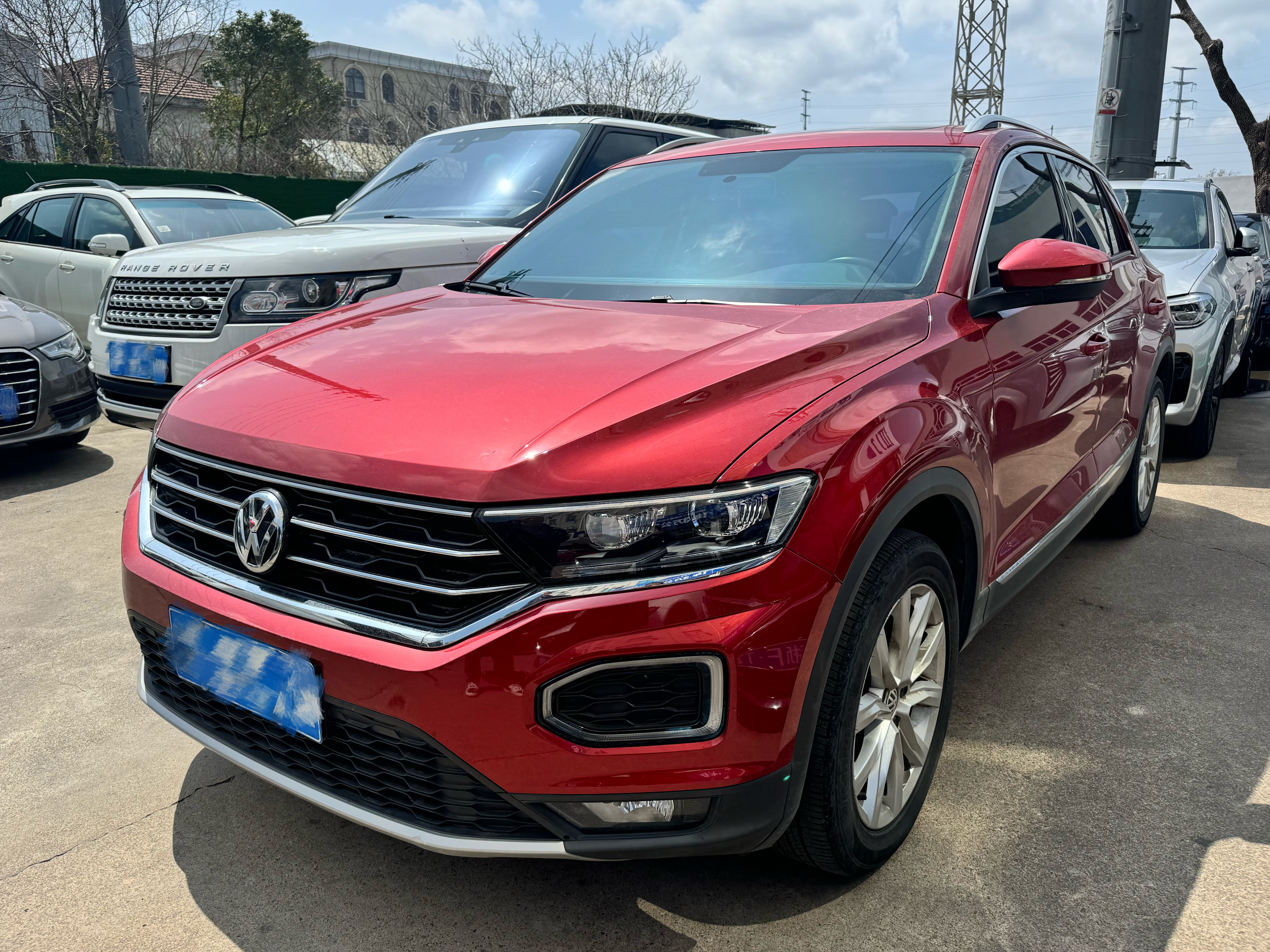 Volkswagen T-Roc 2020 Volkswagen T-Roc 2020 car image