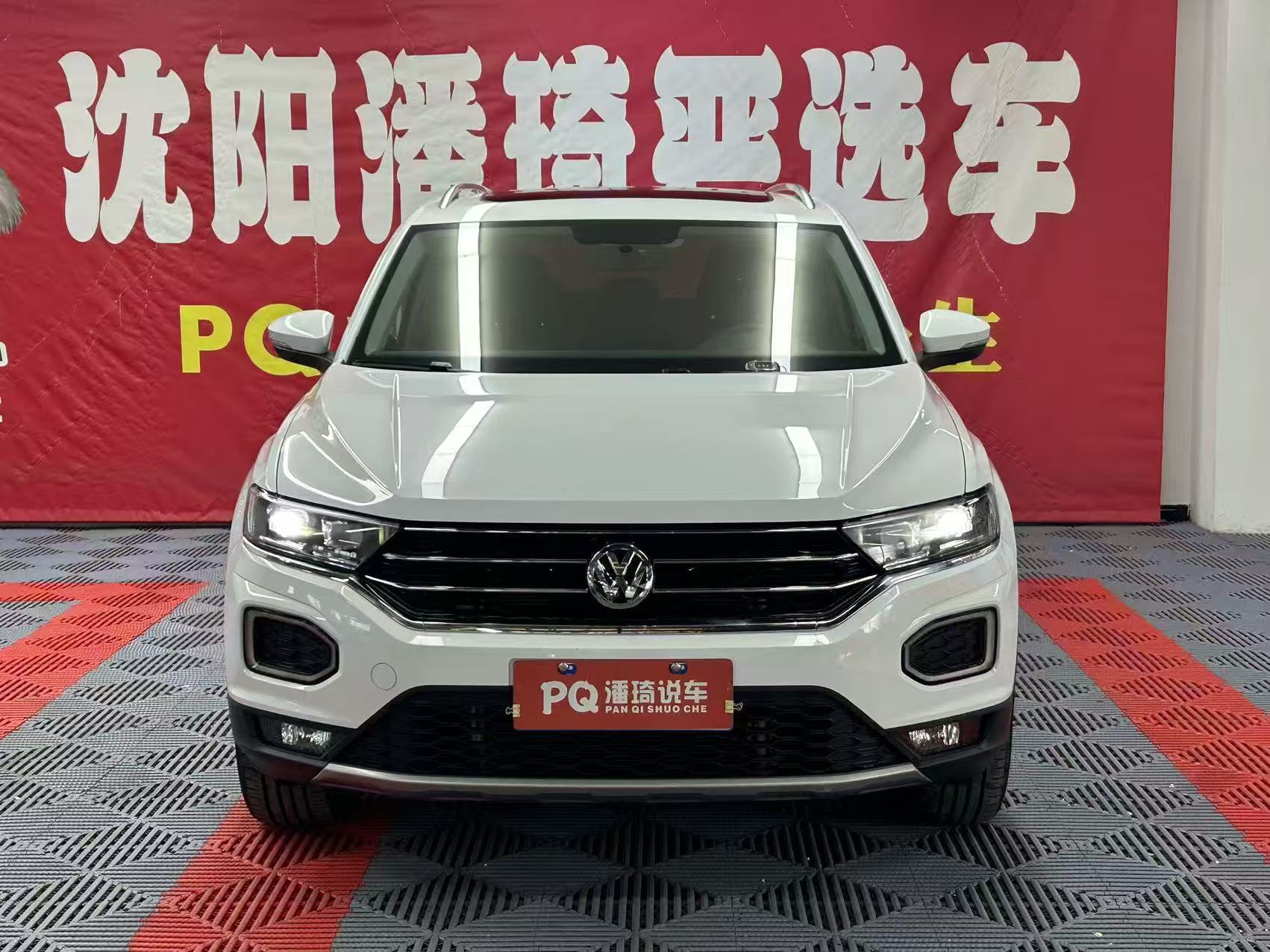 T-Roc 2021 car image 