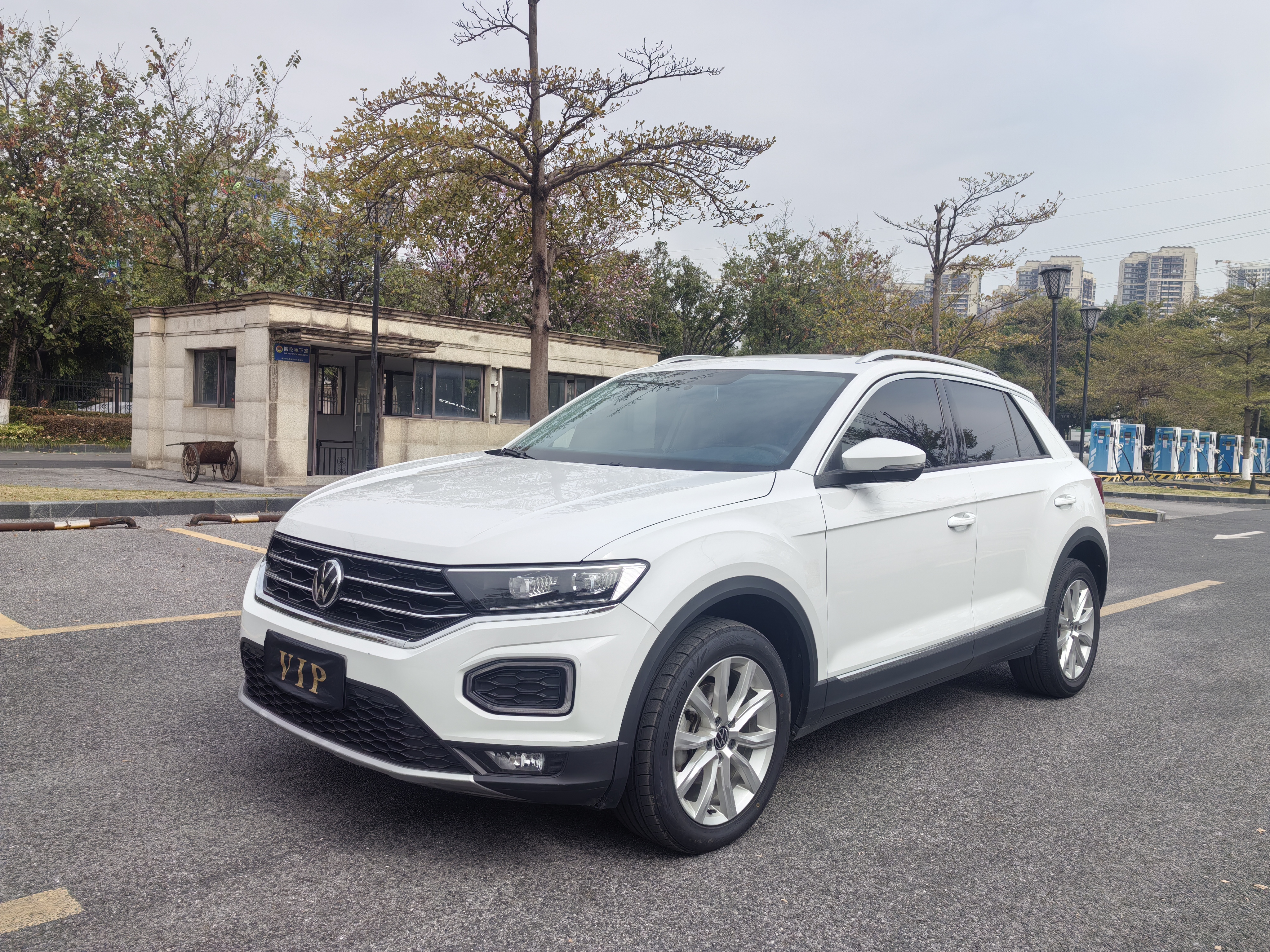 T-Roc 2022 T-Roc 2022 car image