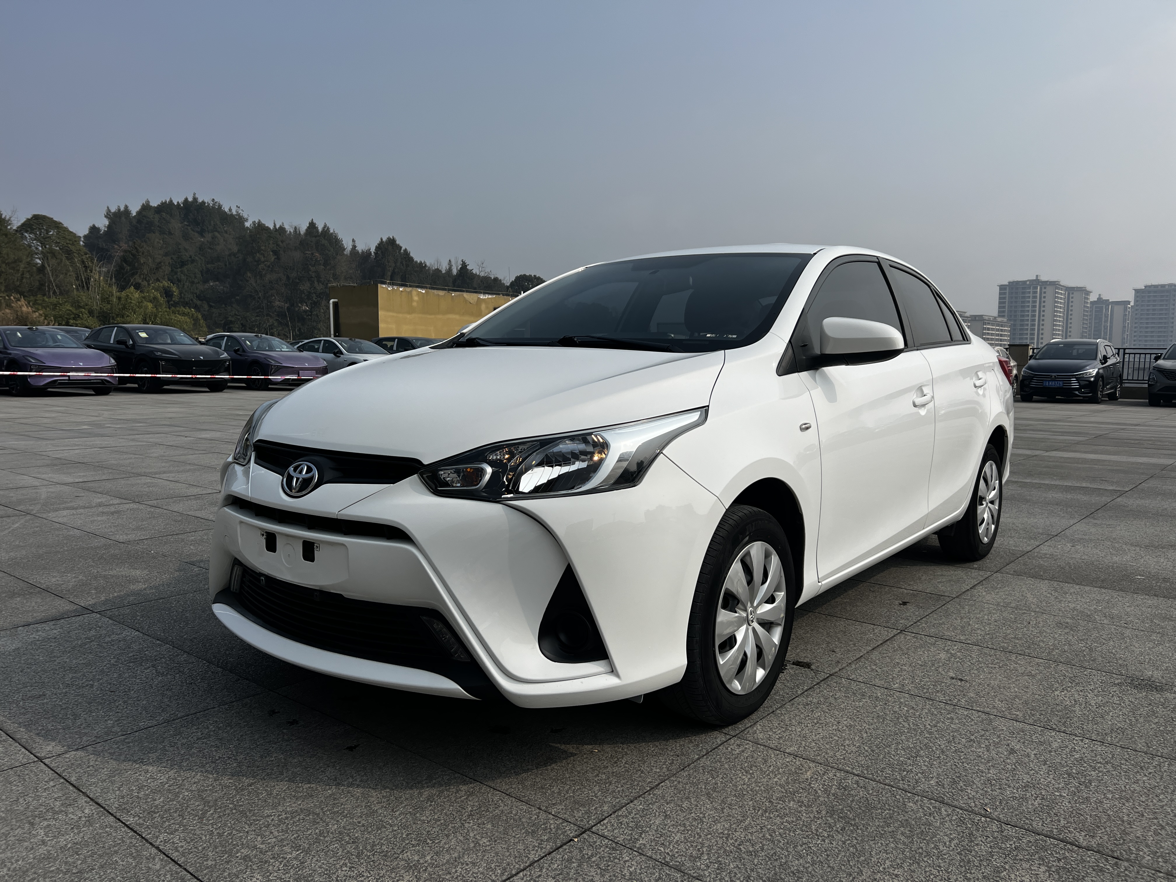 Toyota Yaris L Zhixiang 2020 Toyota Yaris L Zhixiang 2020 صورة سيارة