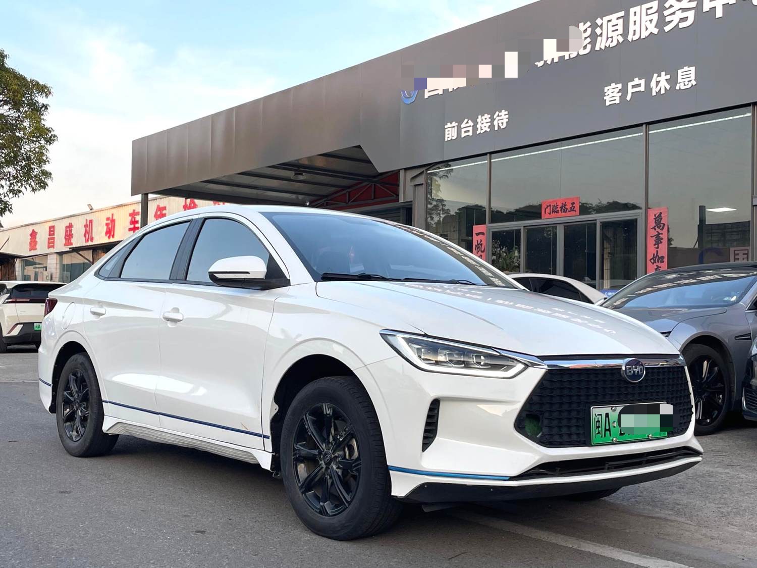 BYD e3 2020 car image 