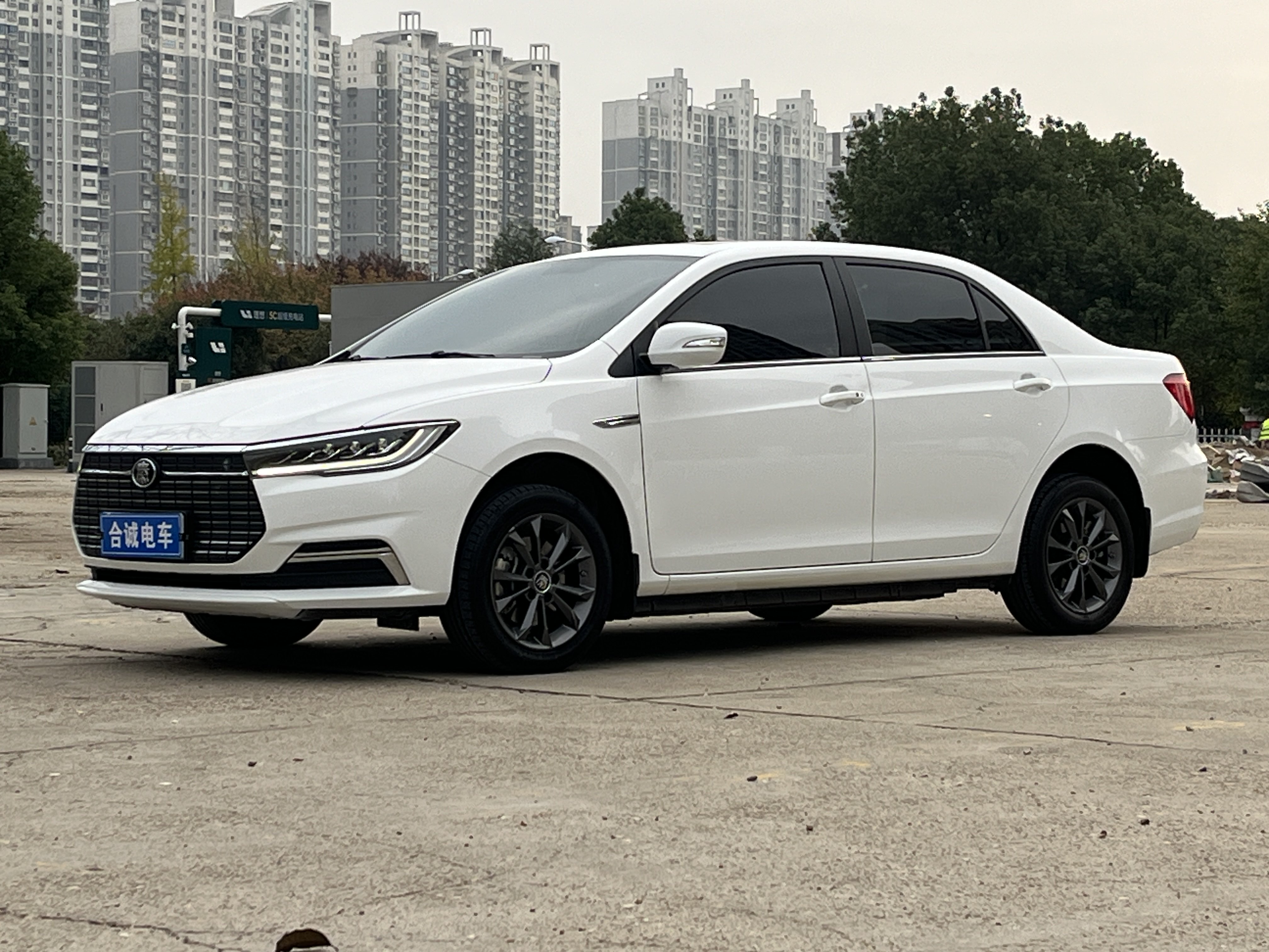 BYD Qin New Energy 2020 car image 