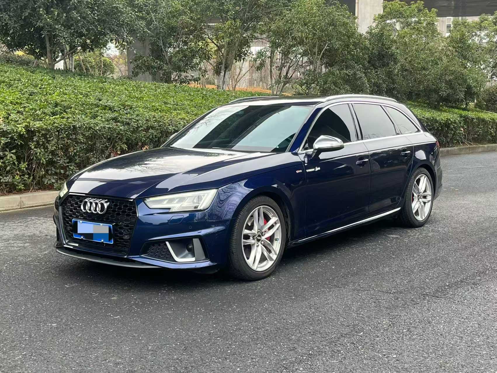 Audi A4 (Imported) 2019 car image 