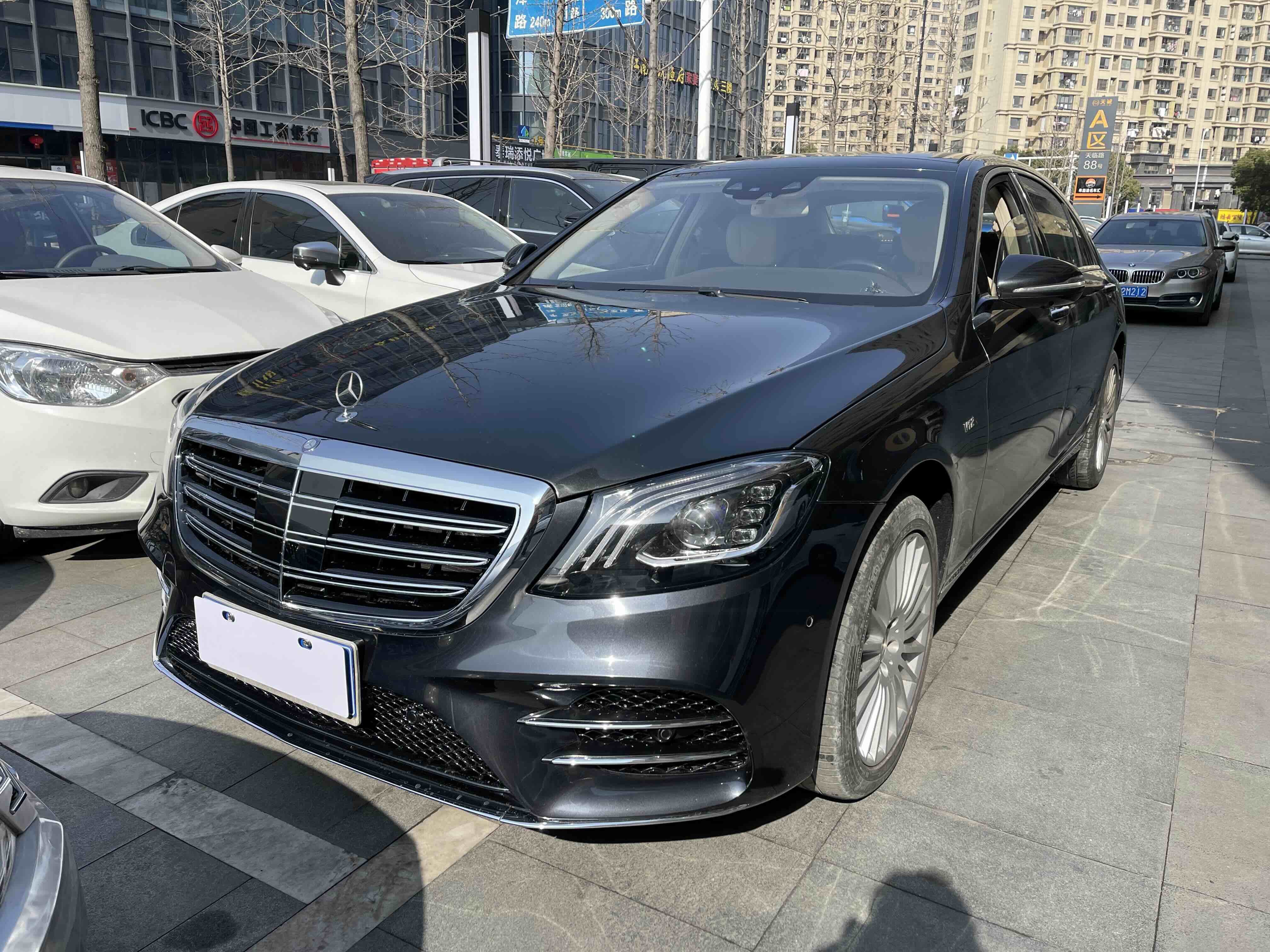 Mercedes-Benz S Class 2014 Mercedes-Benz S Class 2014 immagine di auto