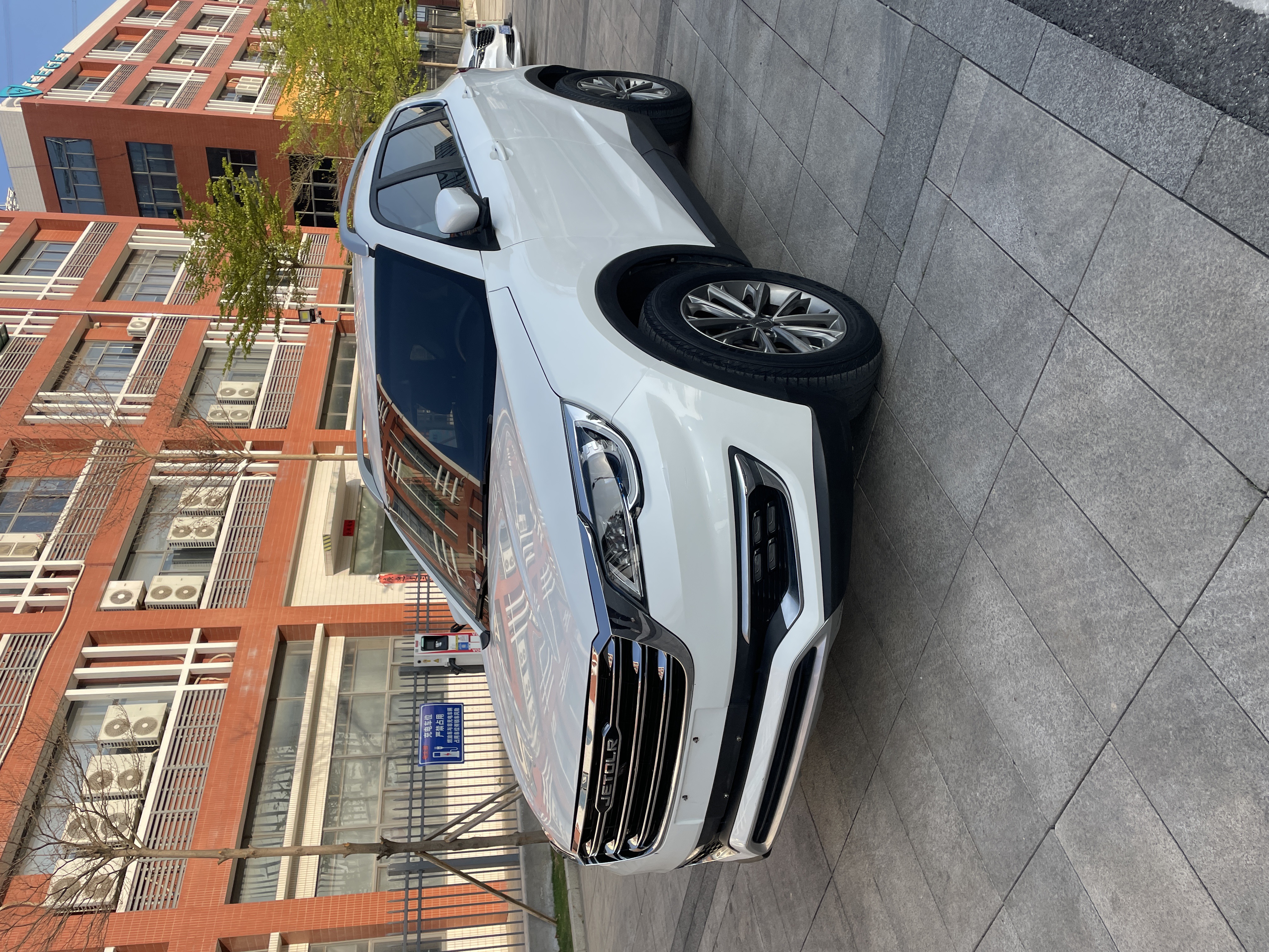 2019 2019 car image