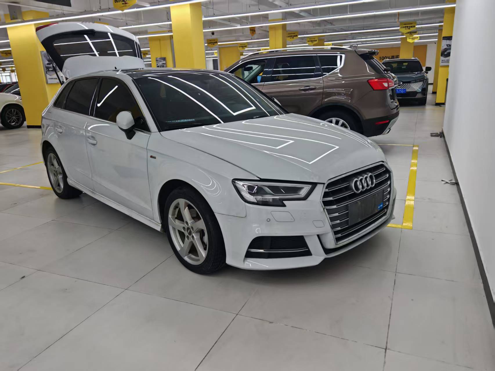 Audi A3 2020 car image 