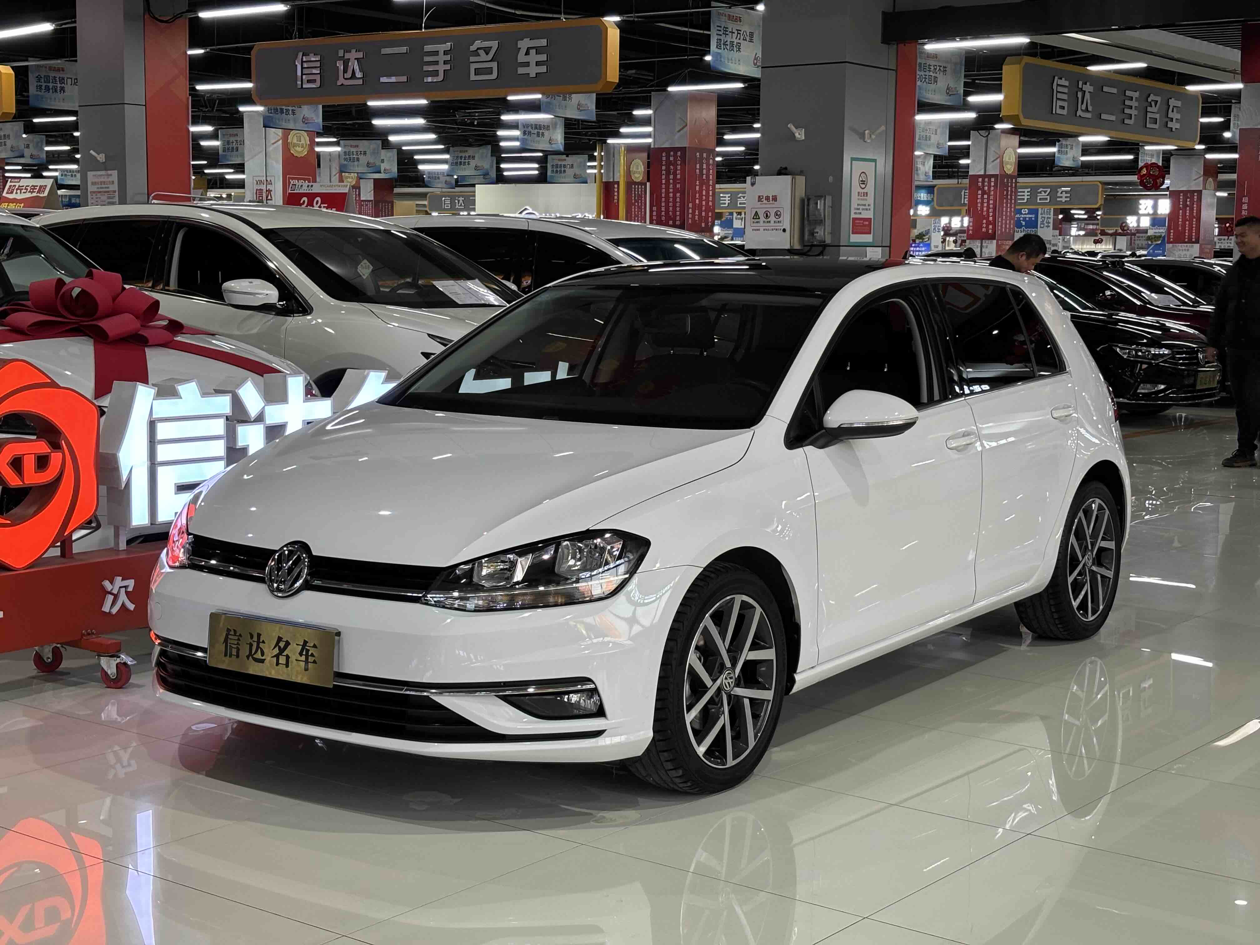 Volkswagen Golf 2020 Volkswagen Golf 2020 car image