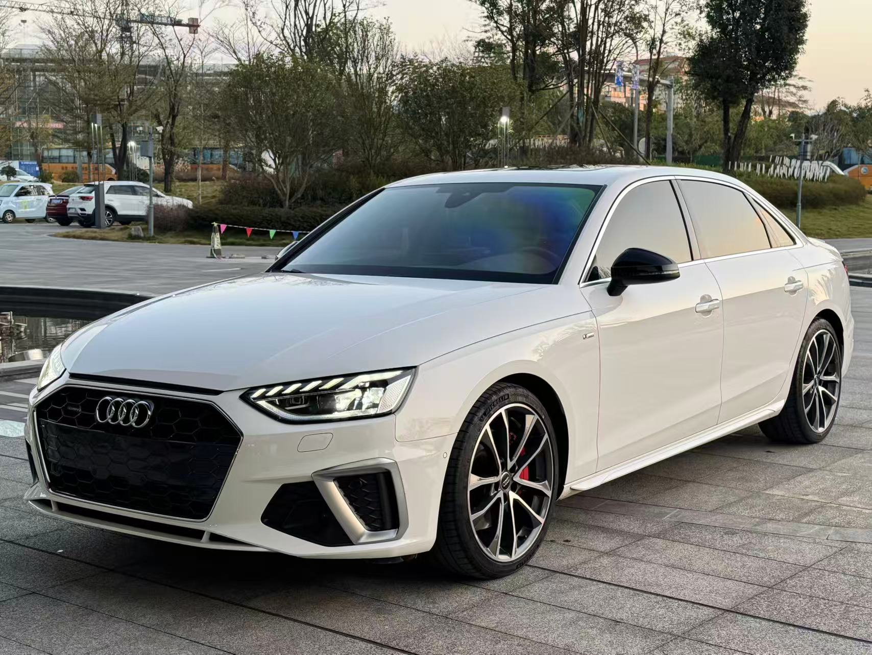 Audi A4L 2021 Audi A4L 2021 car image