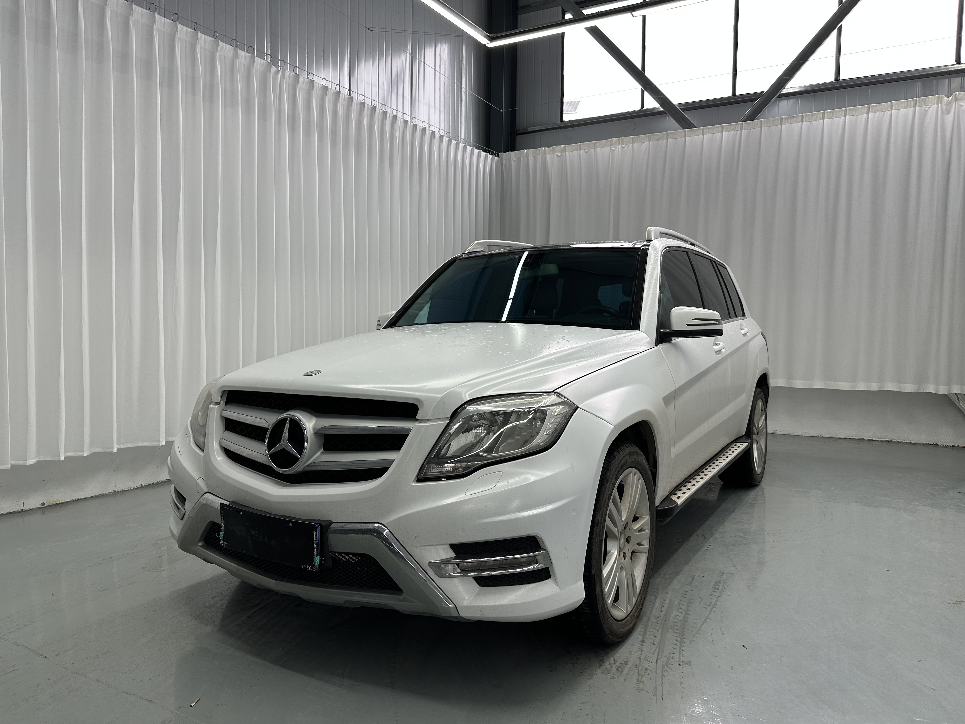 Mercedes-Benz GLK Class (Imported) 2010 Mercedes-Benz GLK Class (Imported) 2010 car image