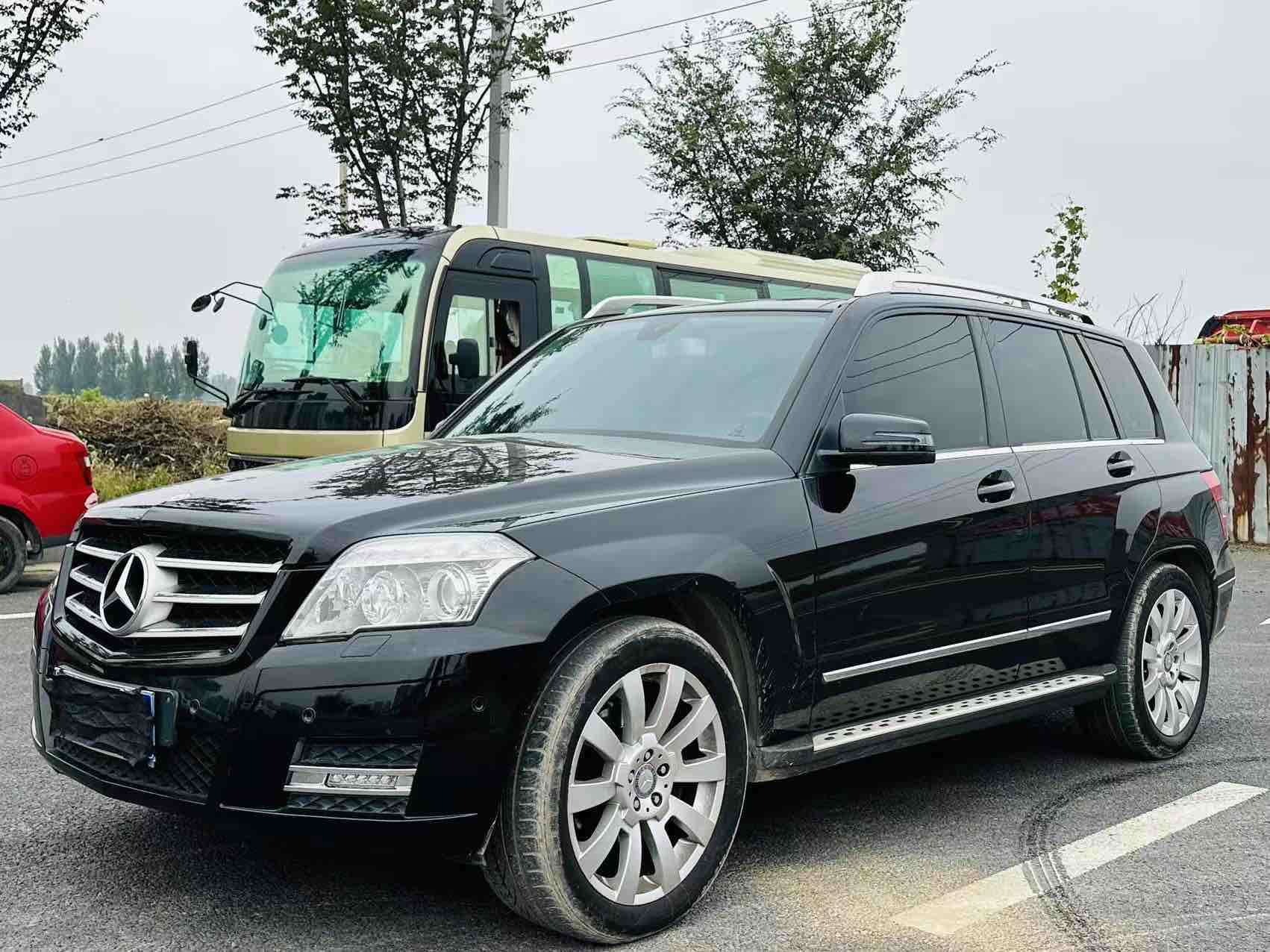 Mercedes-Benz GLK Class (Imported) 2010 Mercedes-Benz GLK Class (Imported) 2010 car image
