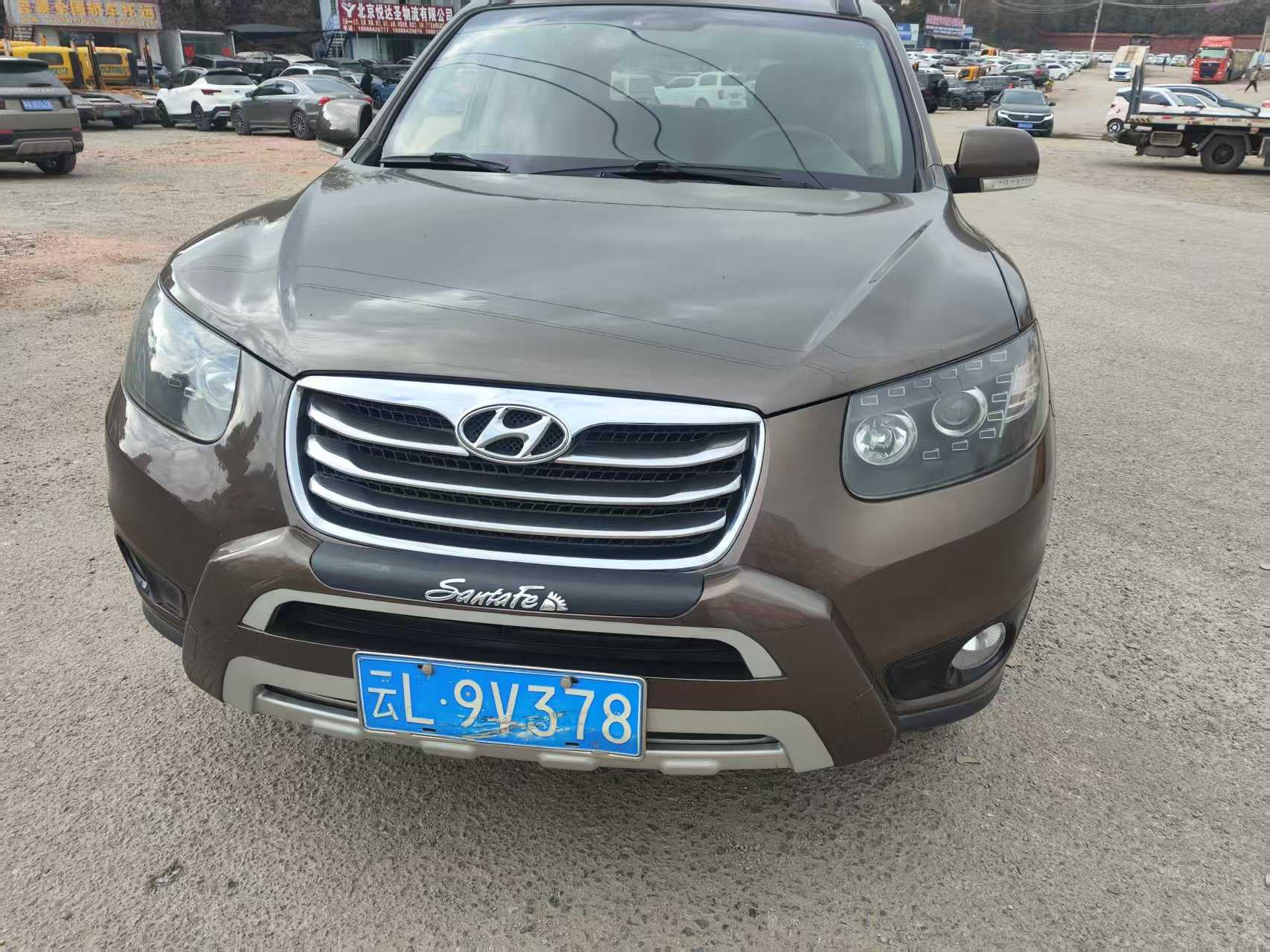 Hyundai Santa Fe Classic 2012 car image 
