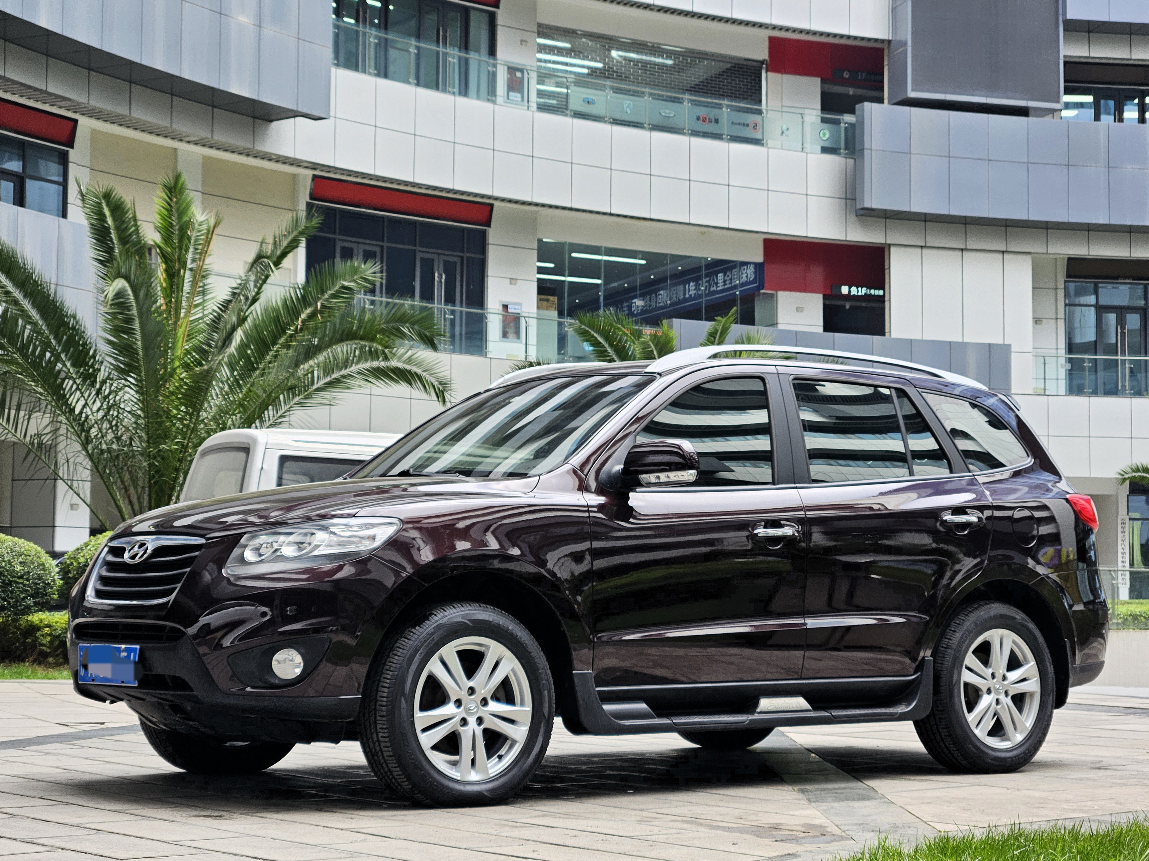 Hyundai Santa Fe Classic 2011 car image 
