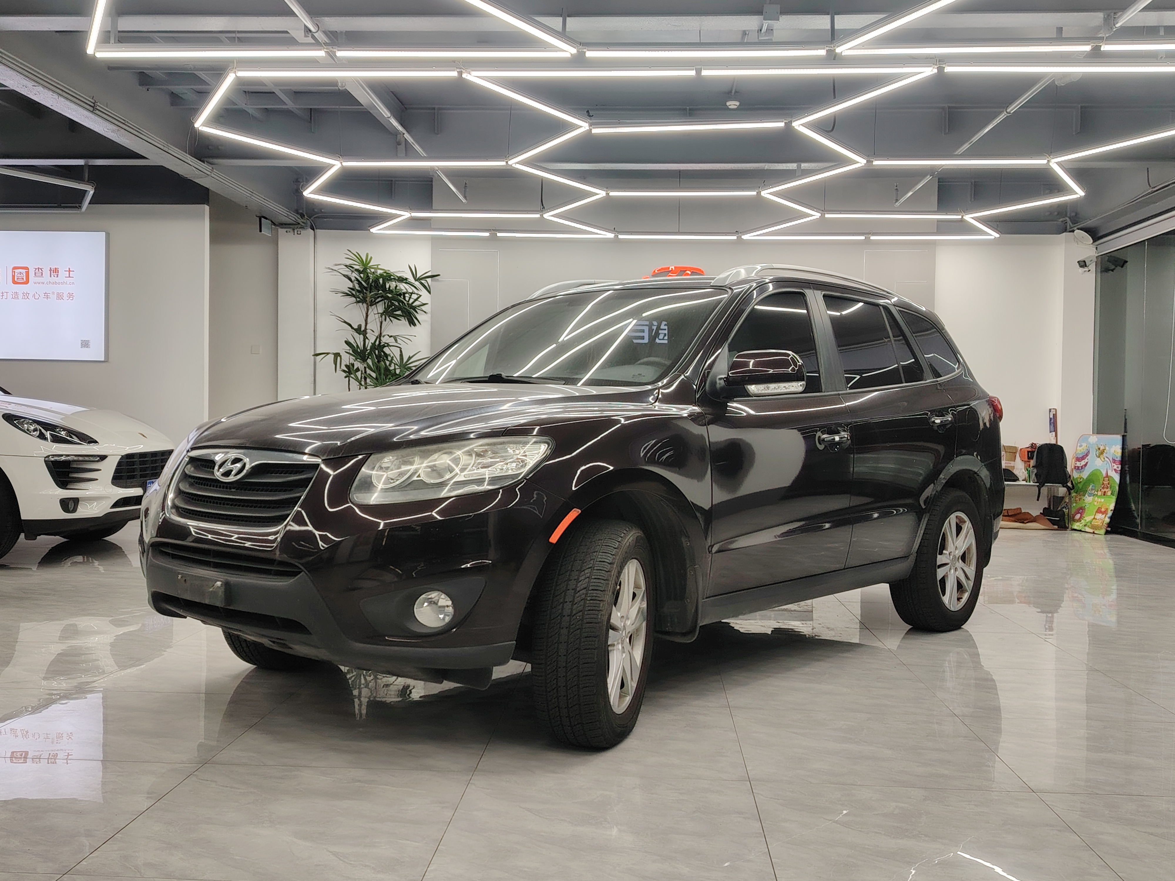 Hyundai Santa Fe Classic 2010 car image 