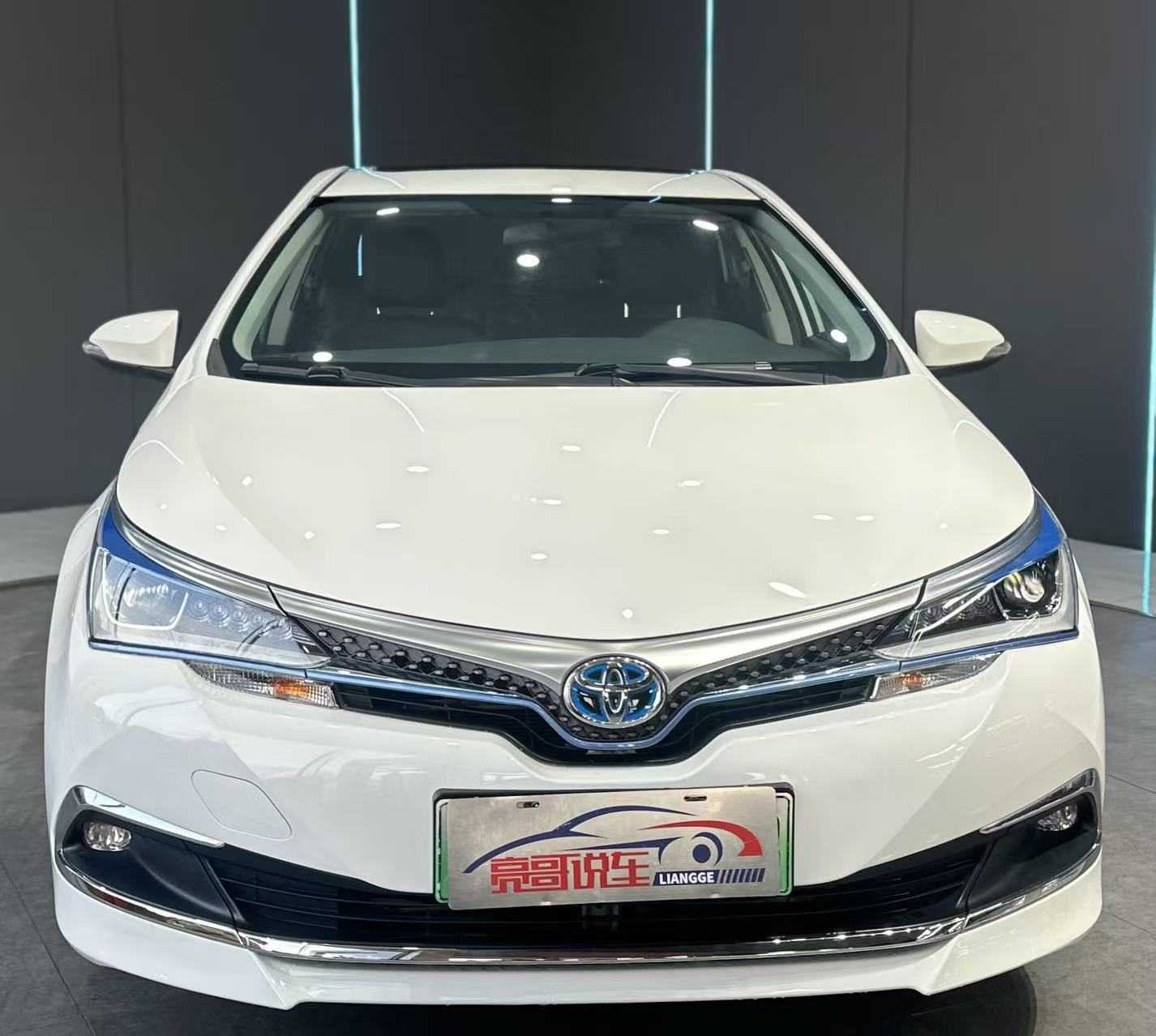 Toyota Corolla Hybird E+ 2021 Toyota Corolla Hybird E+ 2021 immagine di auto