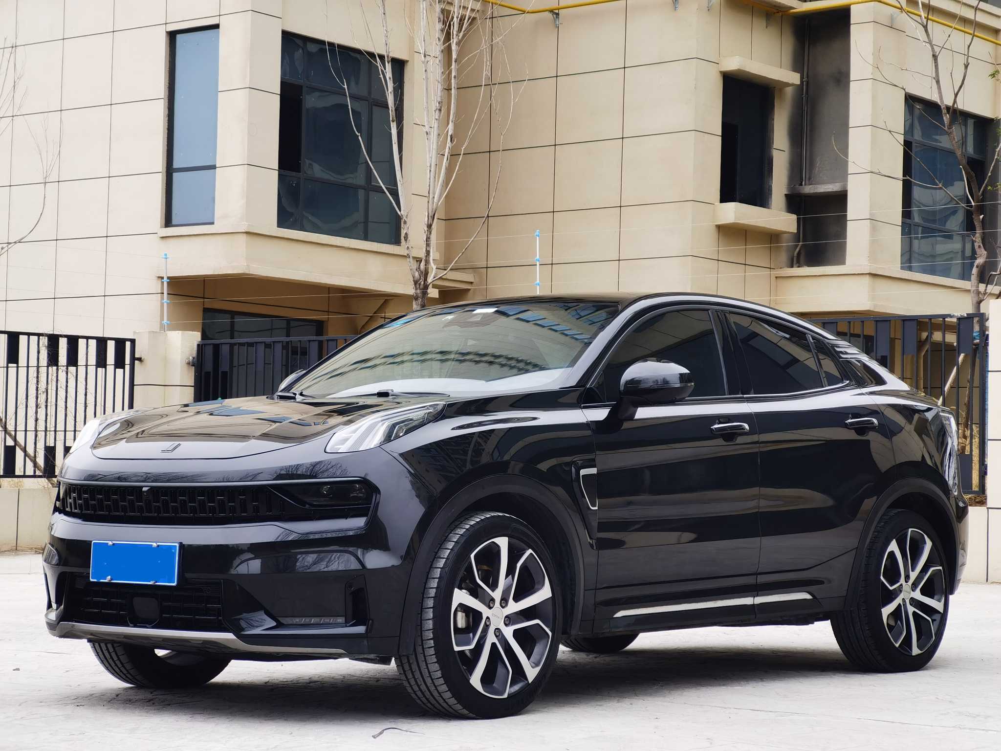 Lynk & Co 05 2020 car image 