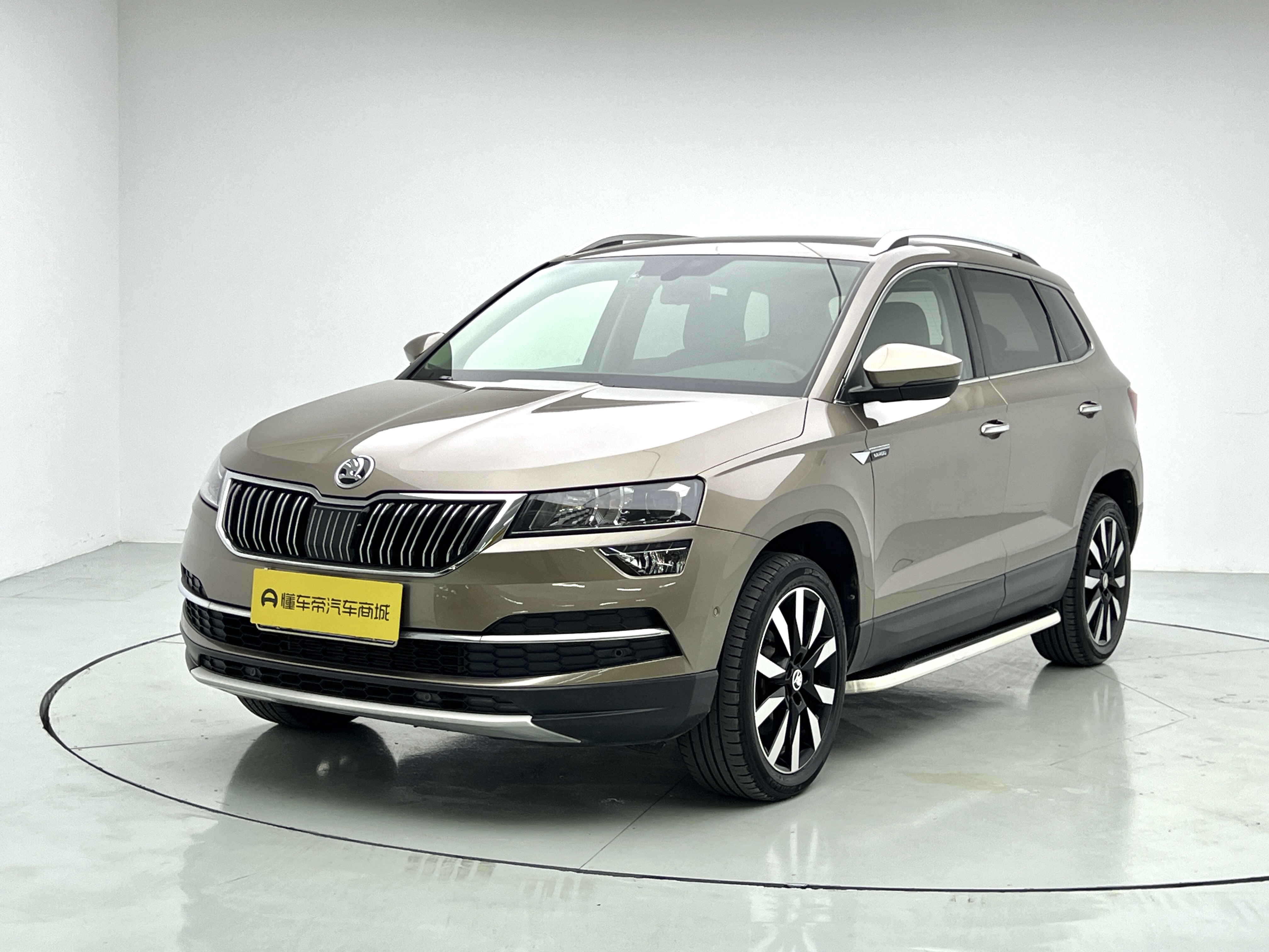 Skoda Karoq 2020 Skoda Karoq 2020 car image