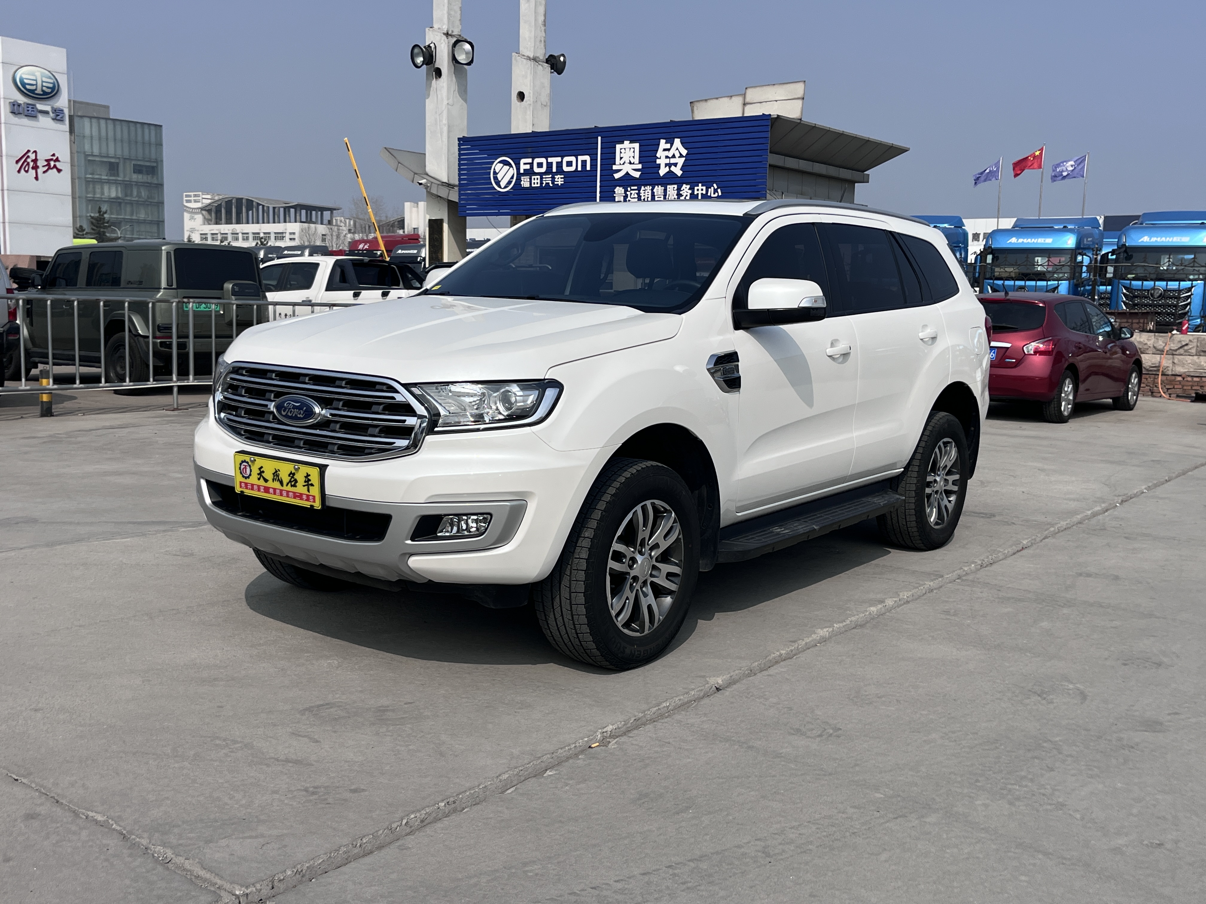 Ford Everest 2021 صورة سيارة 