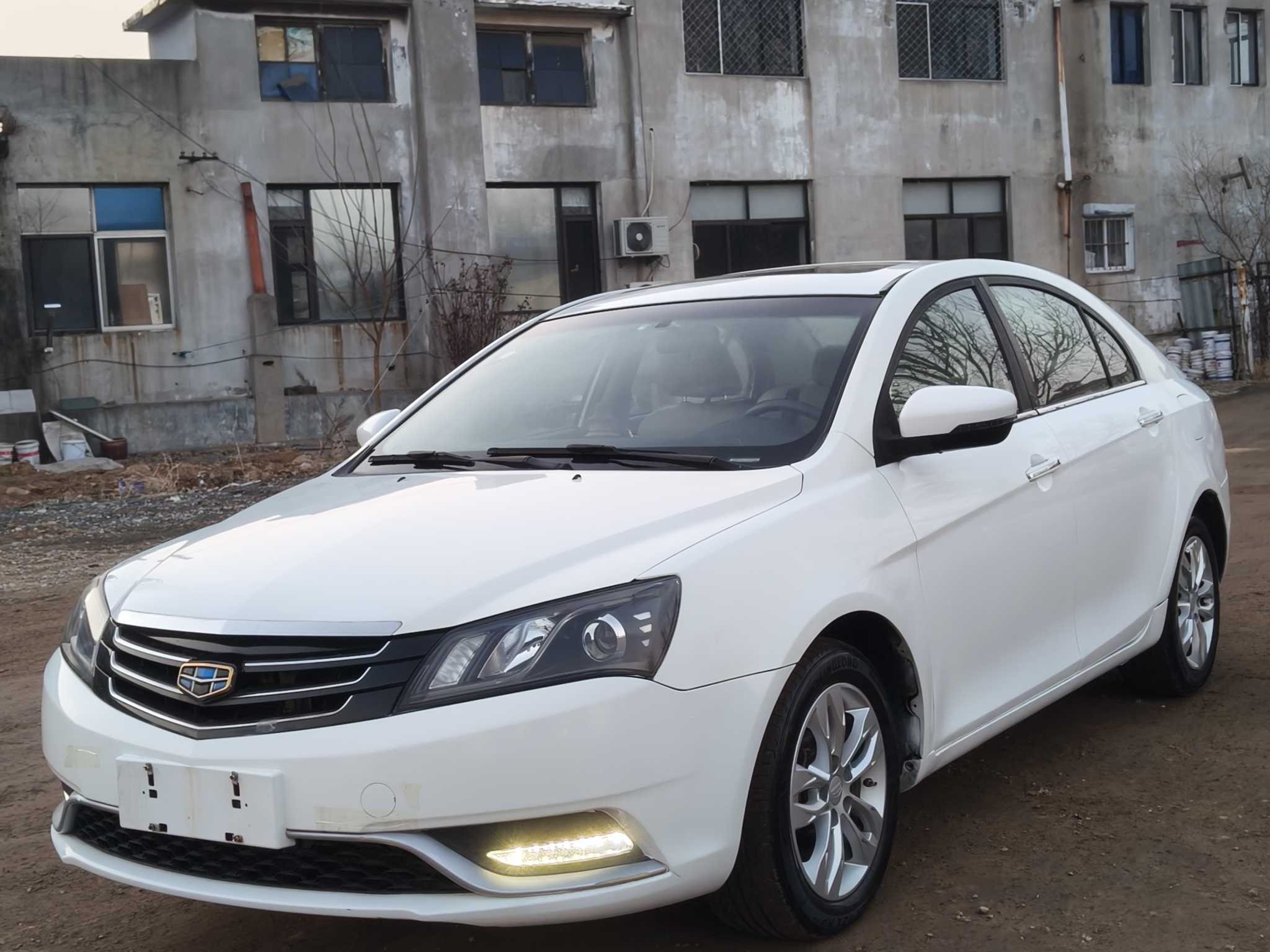 GEELY Emgrand 2015 car image 