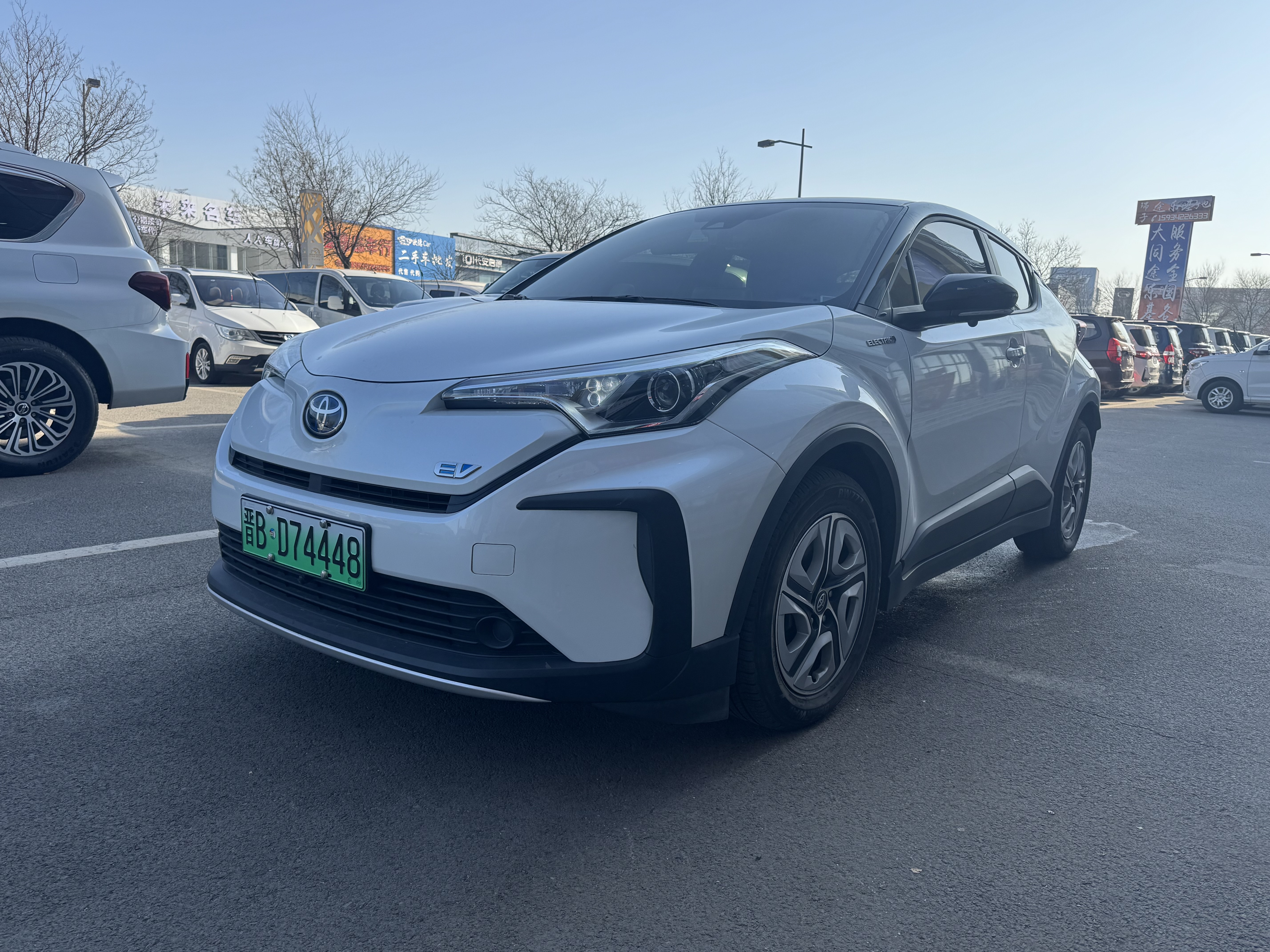 Toyota Izoa E 2022 汽车图片 