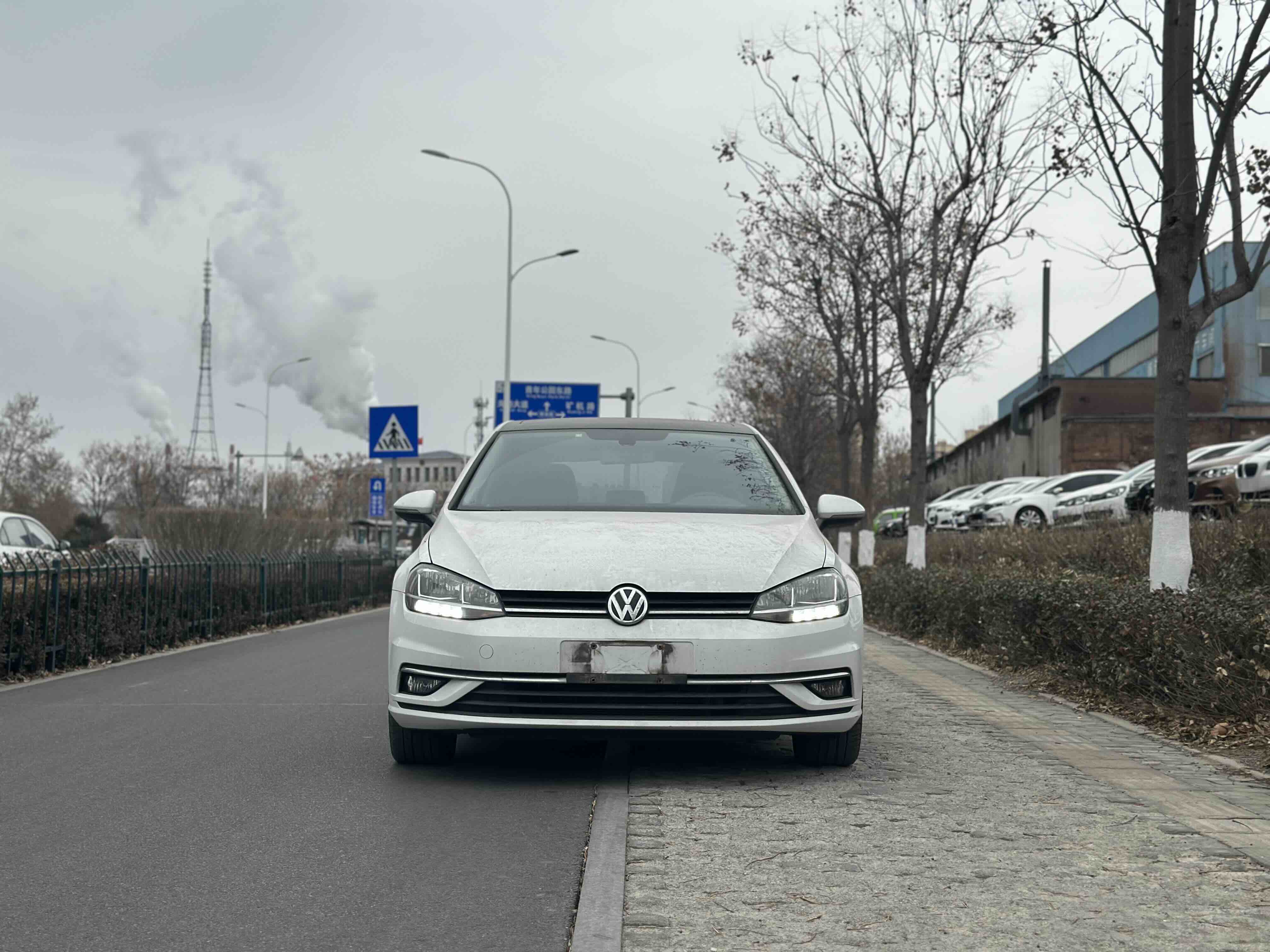 Volkswagen Golf 2020 Volkswagen Golf 2020 car image