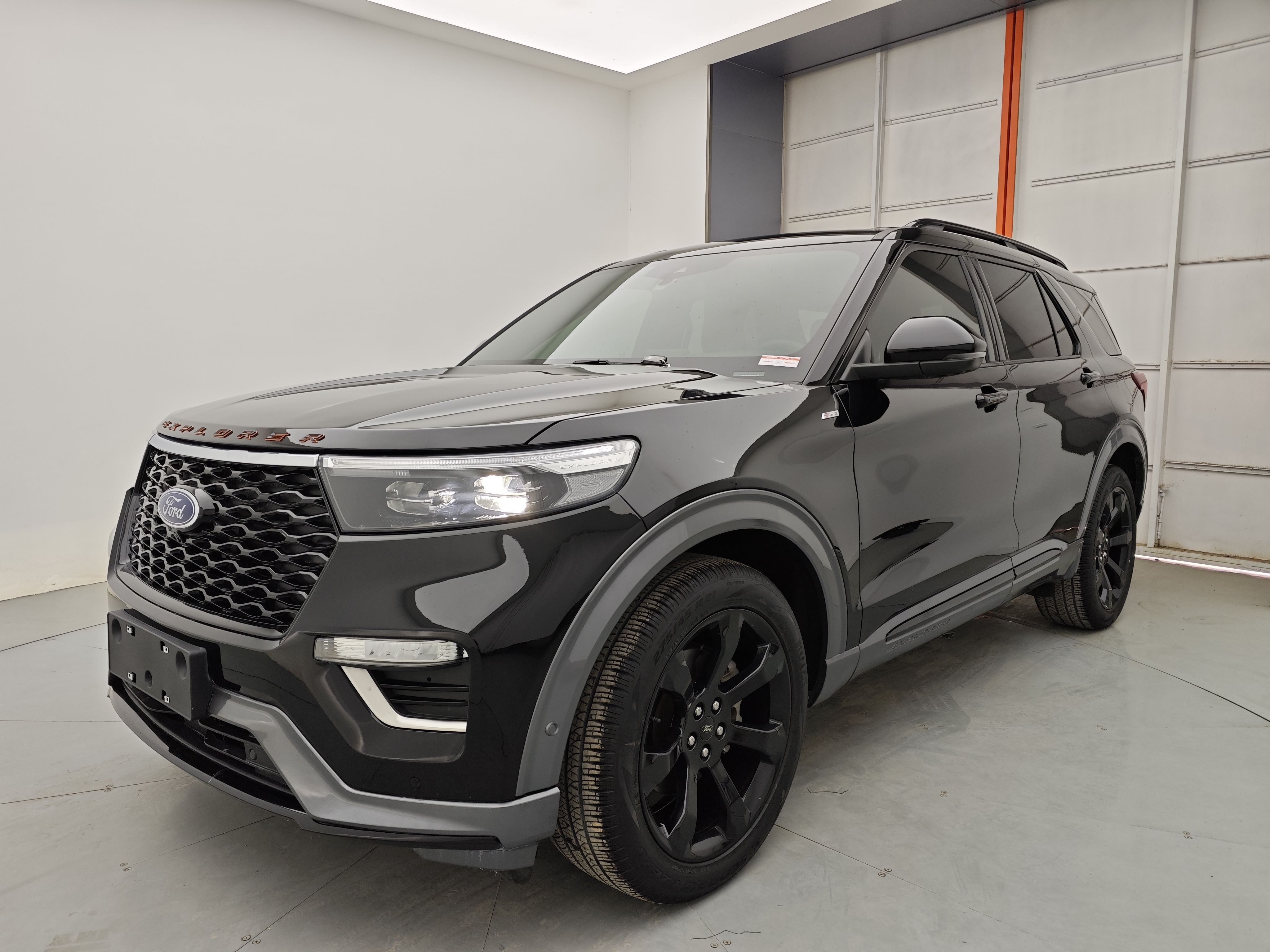 Ford Explorer 2021 car image 