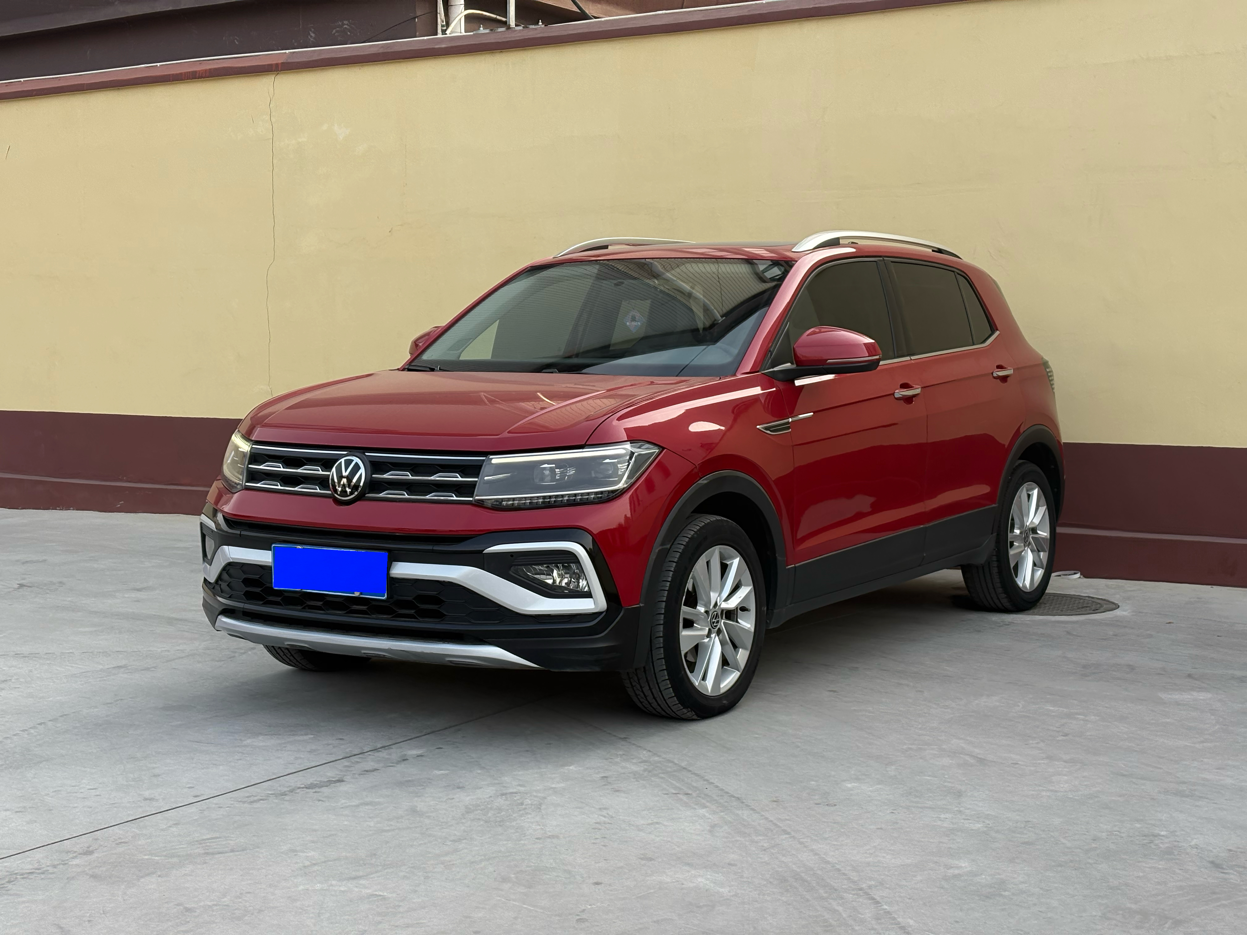 Volkswagen T-Cross 2021 Volkswagen T-Cross 2021 car image