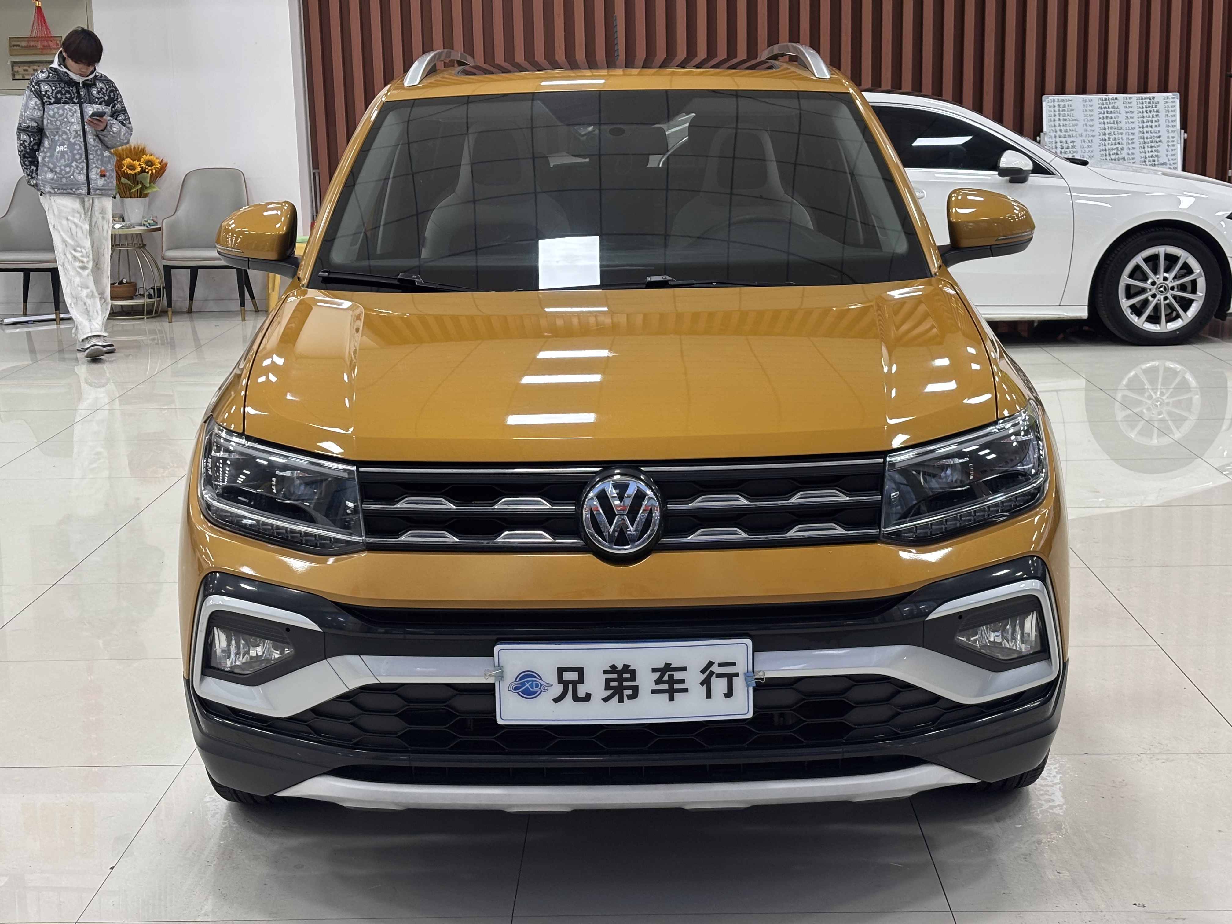 Volkswagen T-Cross 2021 Volkswagen T-Cross 2021 car image