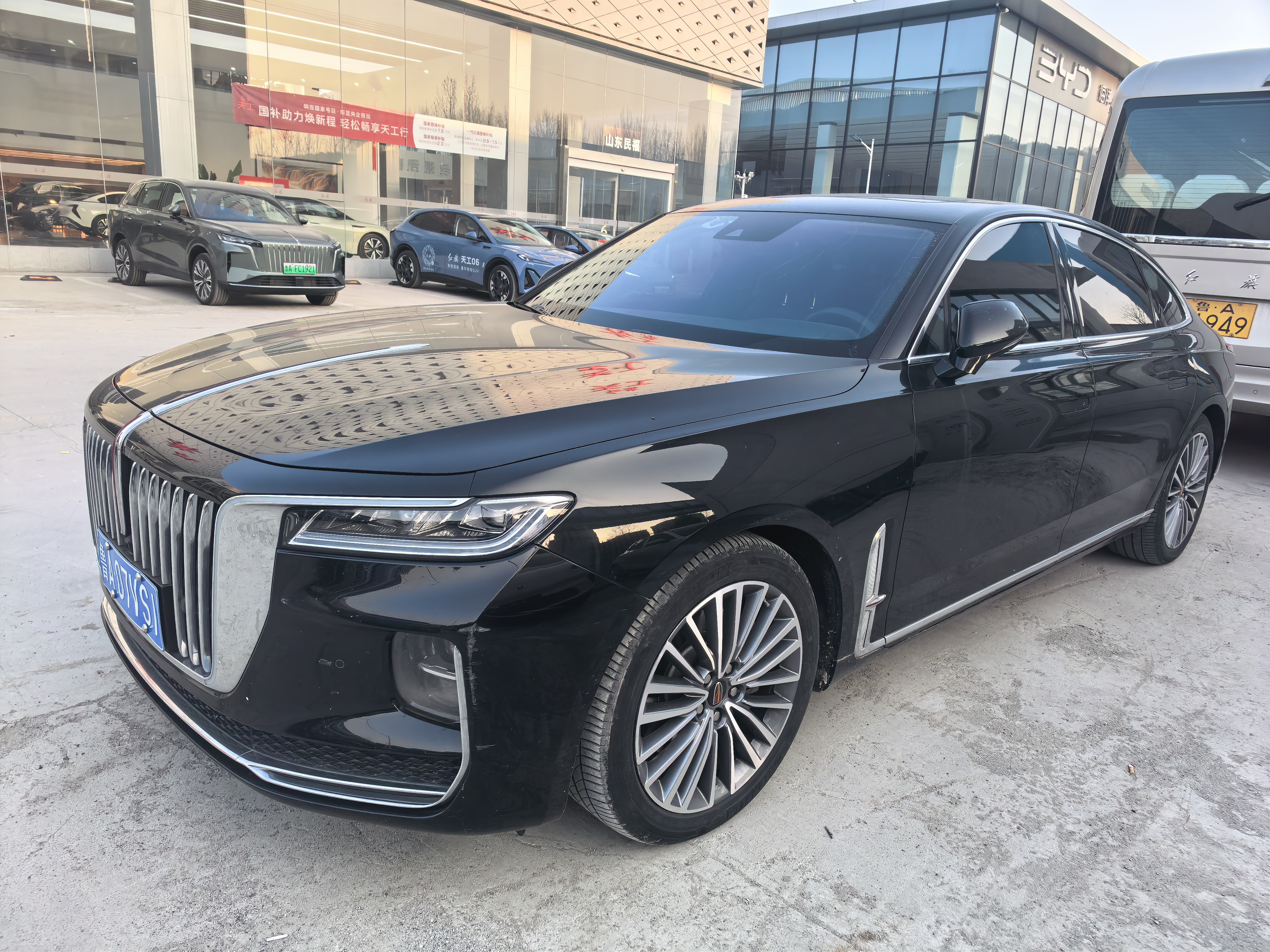 HongQi H9 2021 car image 