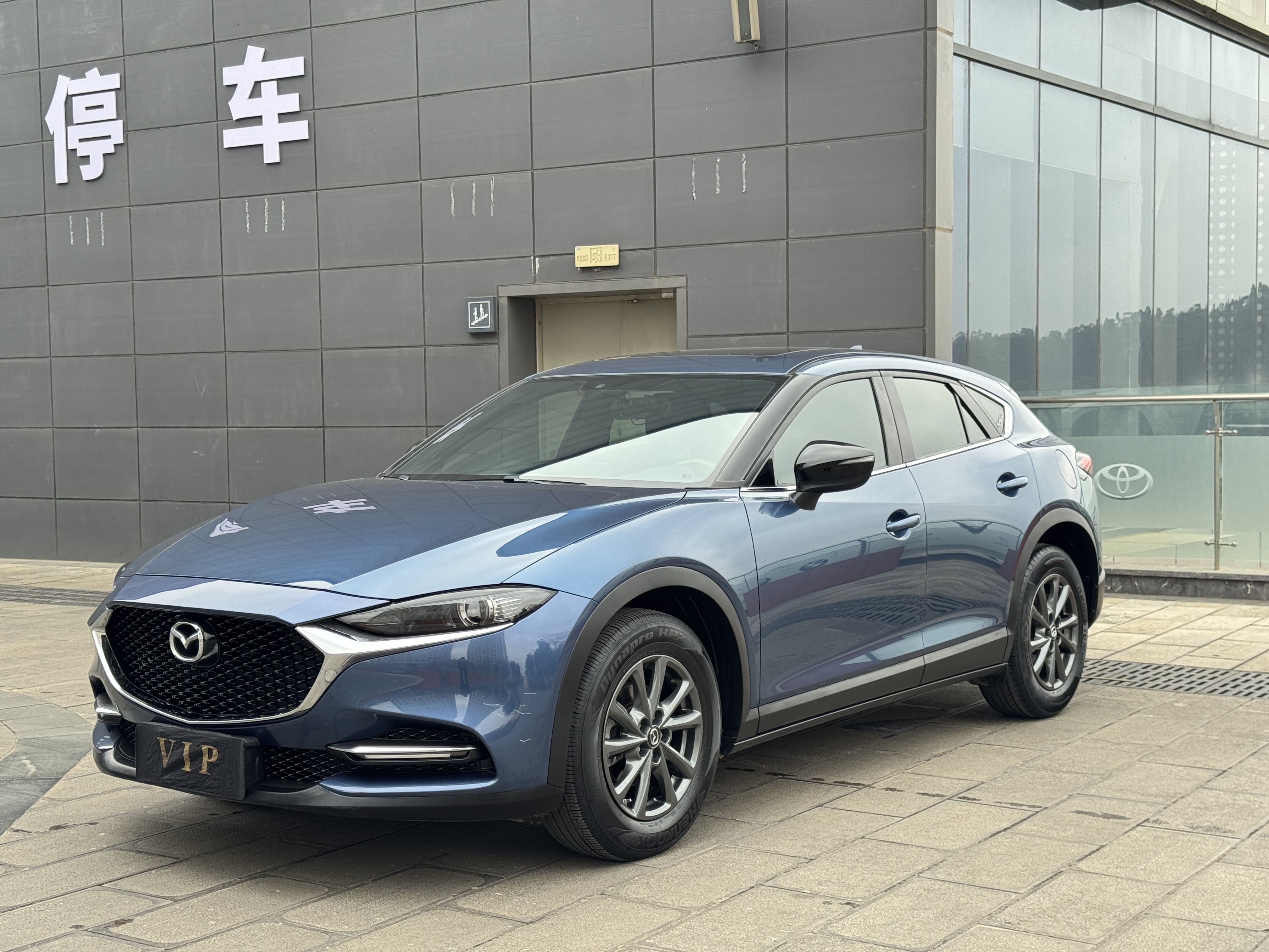 Mazda CX-4 2021 汽车图片 