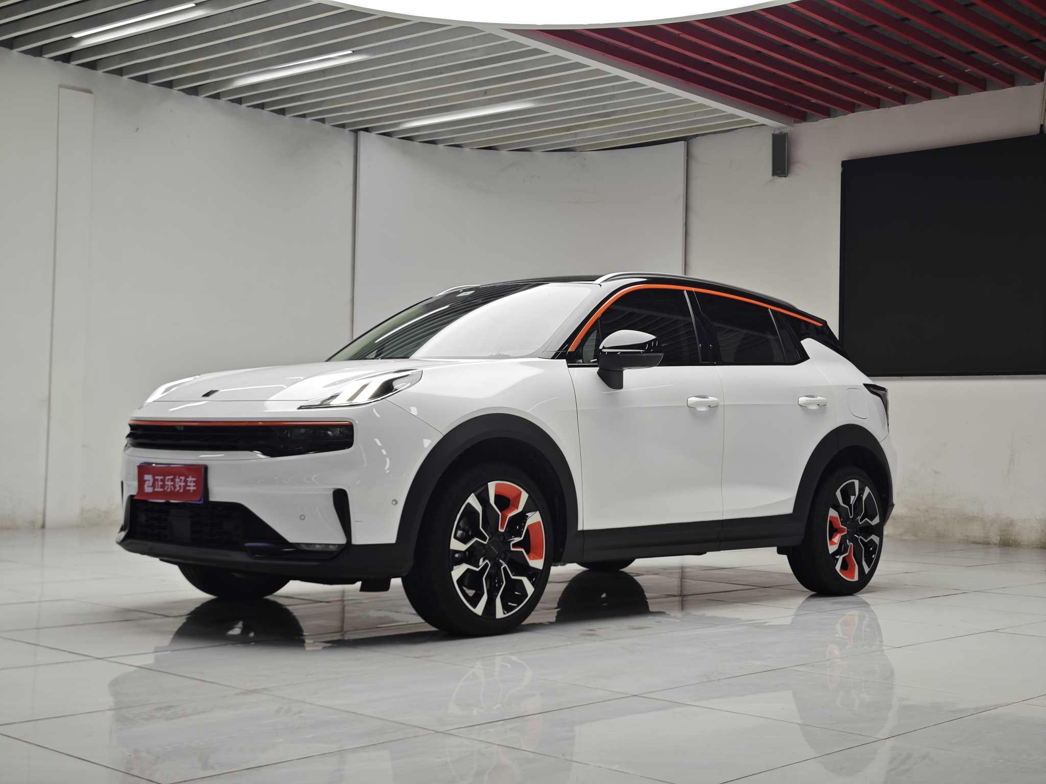 Lynk & Co 06 2021 Lynk & Co 06 2021 car image