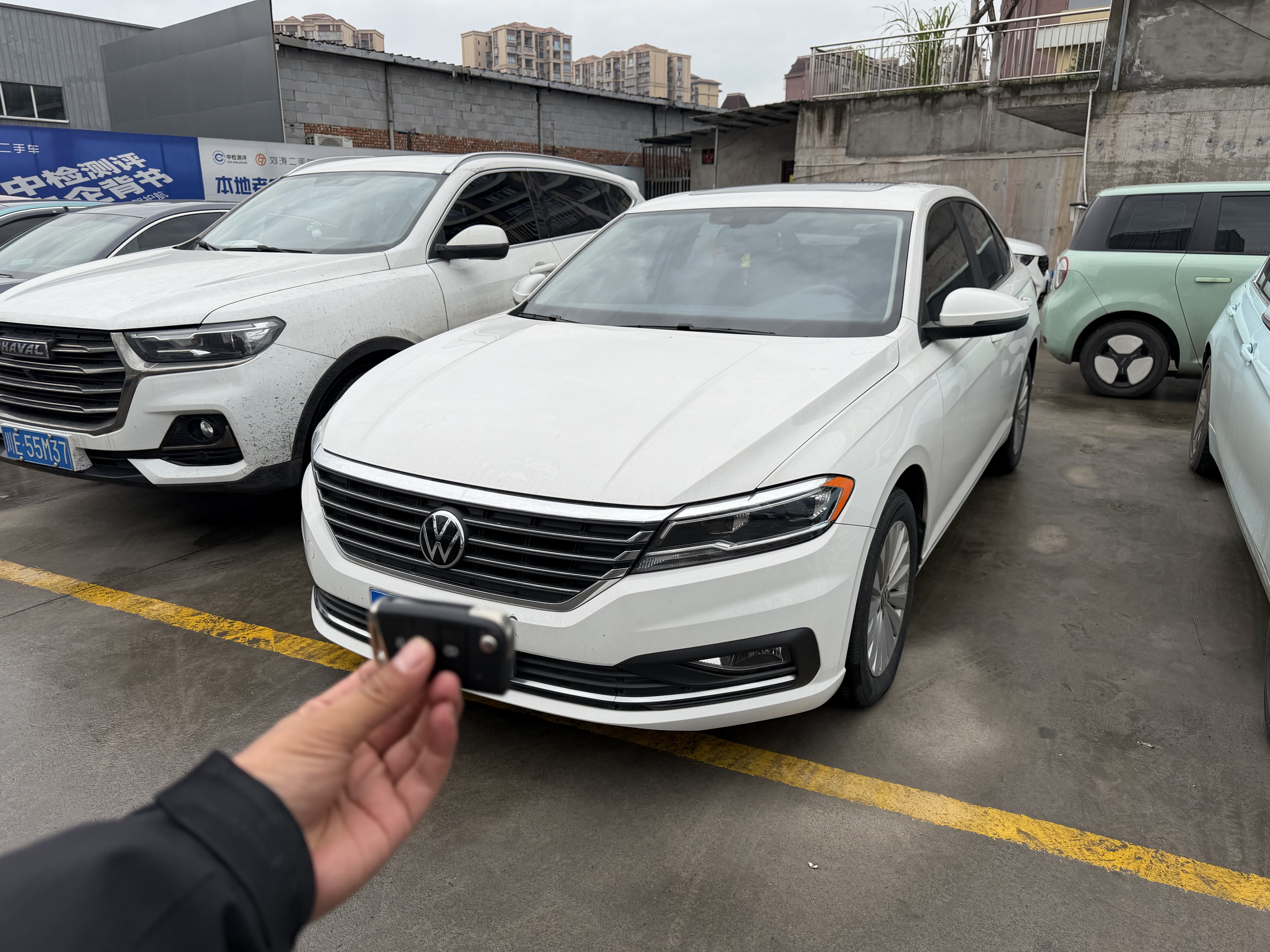 Volkswagen Lavida 2021 car image 
