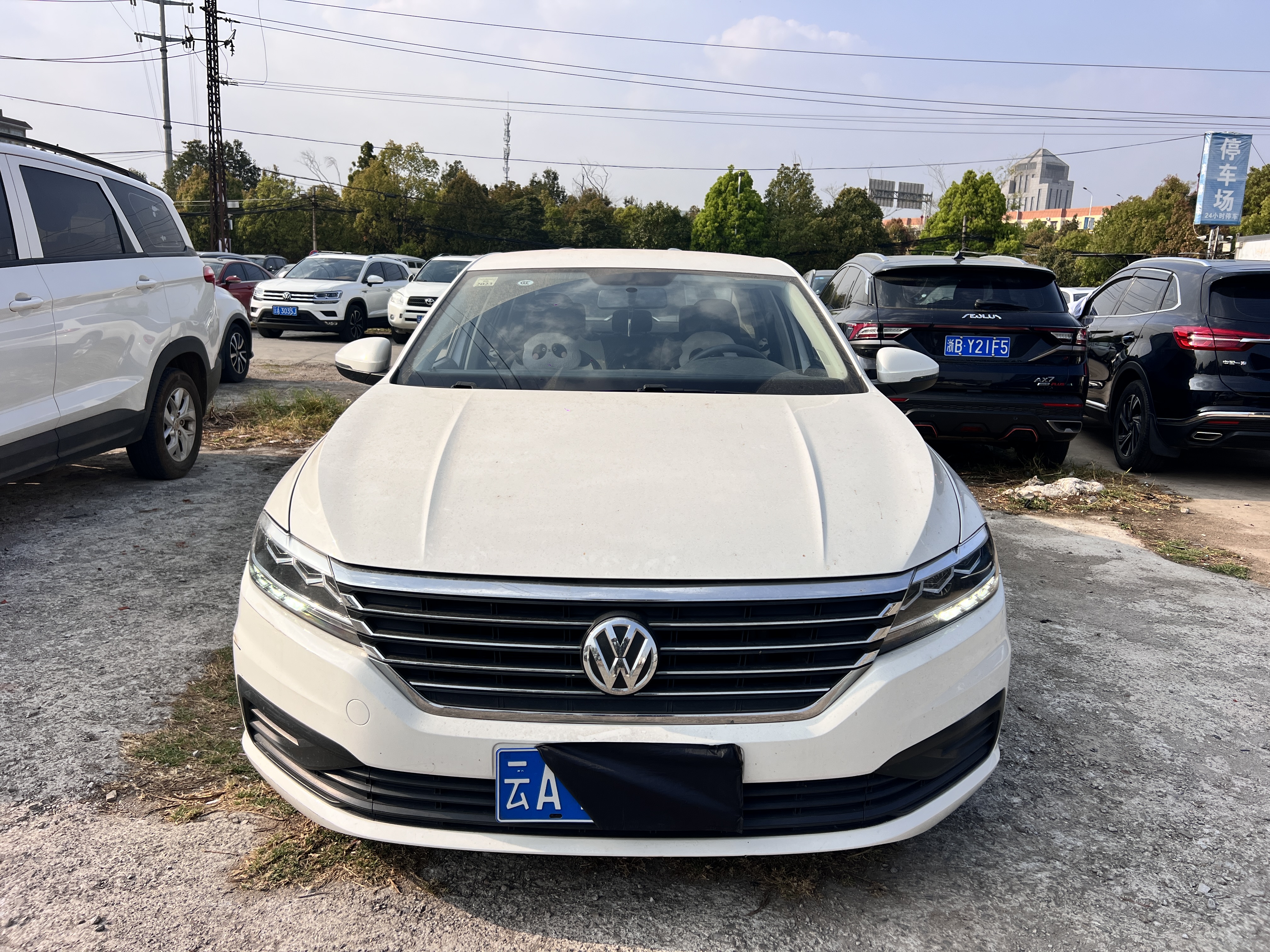 Volkswagen Lavida 2021 car image 