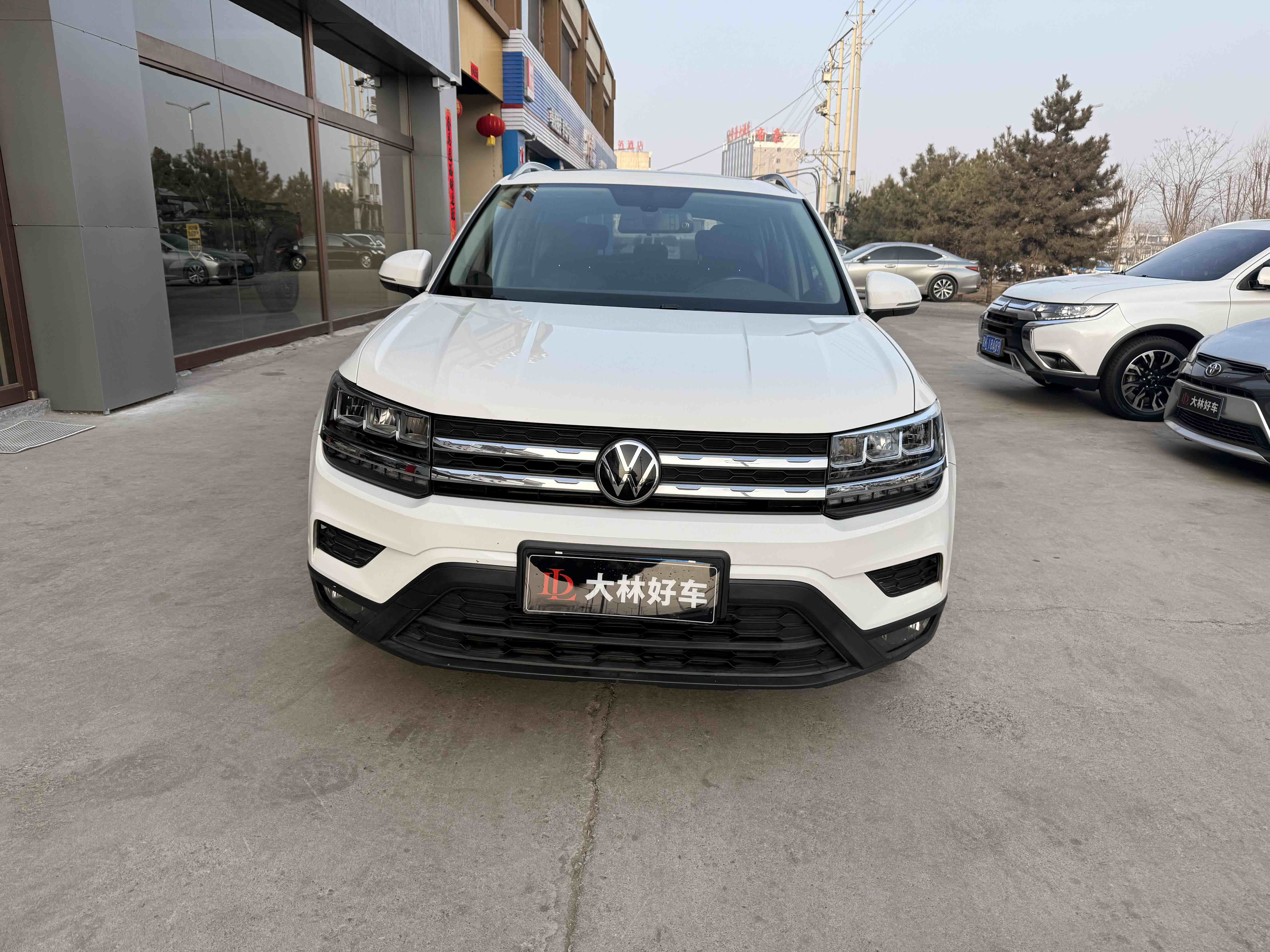 Volkswagen Tharu 2021 immagine di auto 