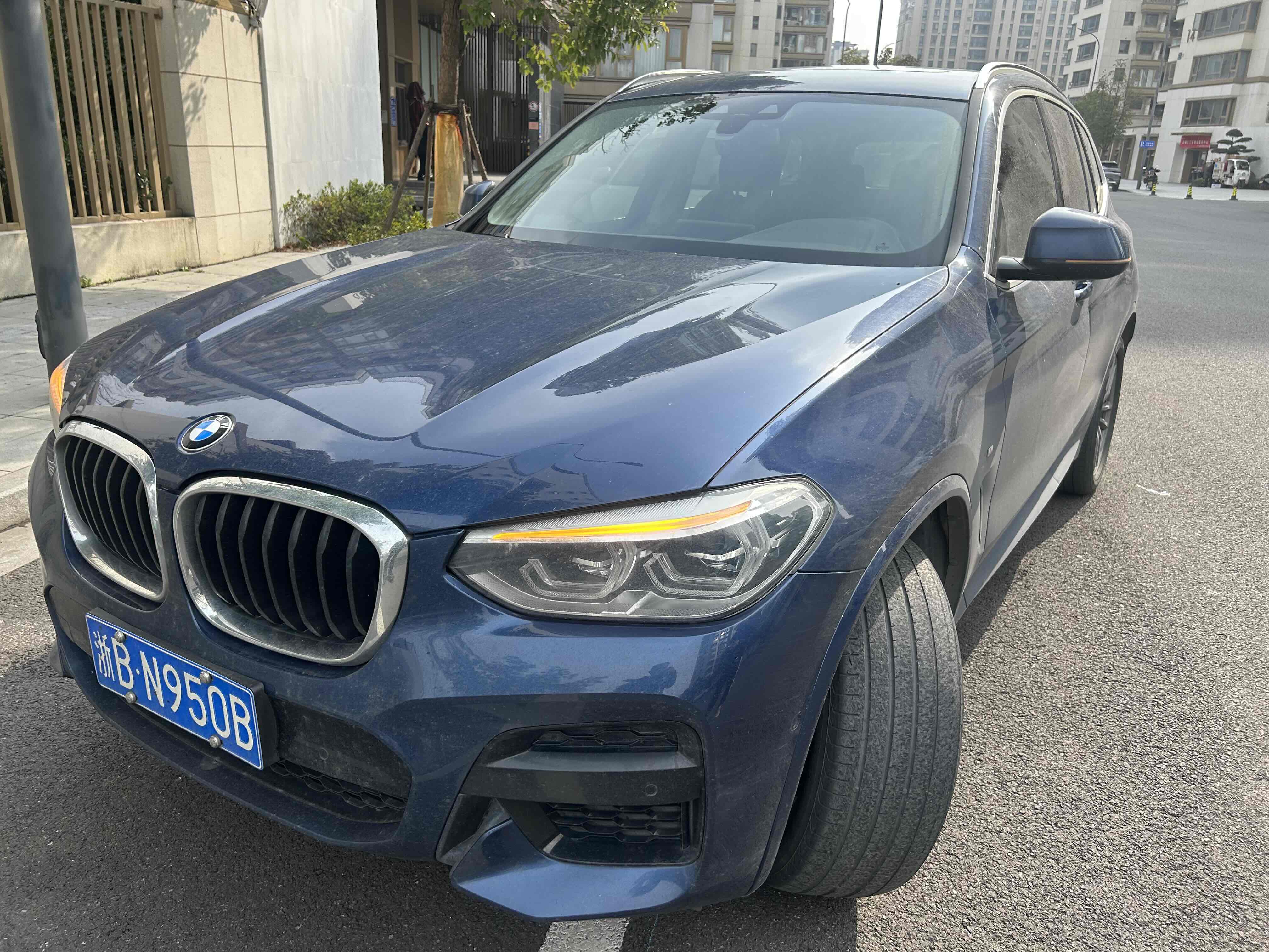 BMW X3 2021 BMW X3 2021 car image