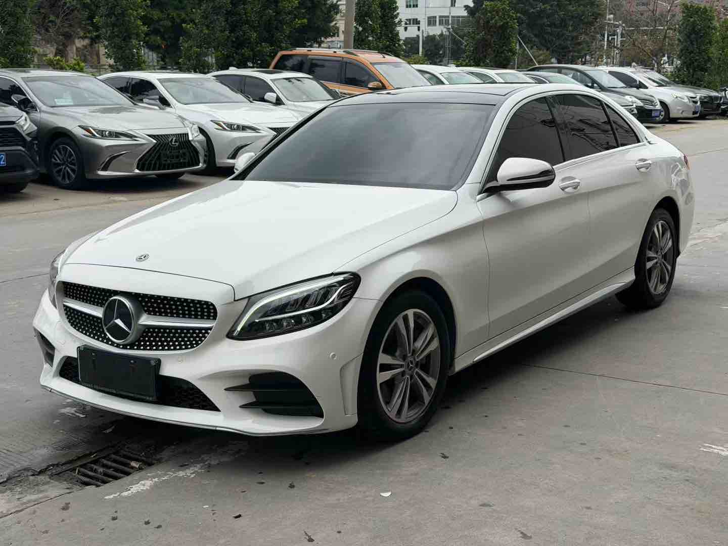 Mercedes-Benz C Class 2021 car image 