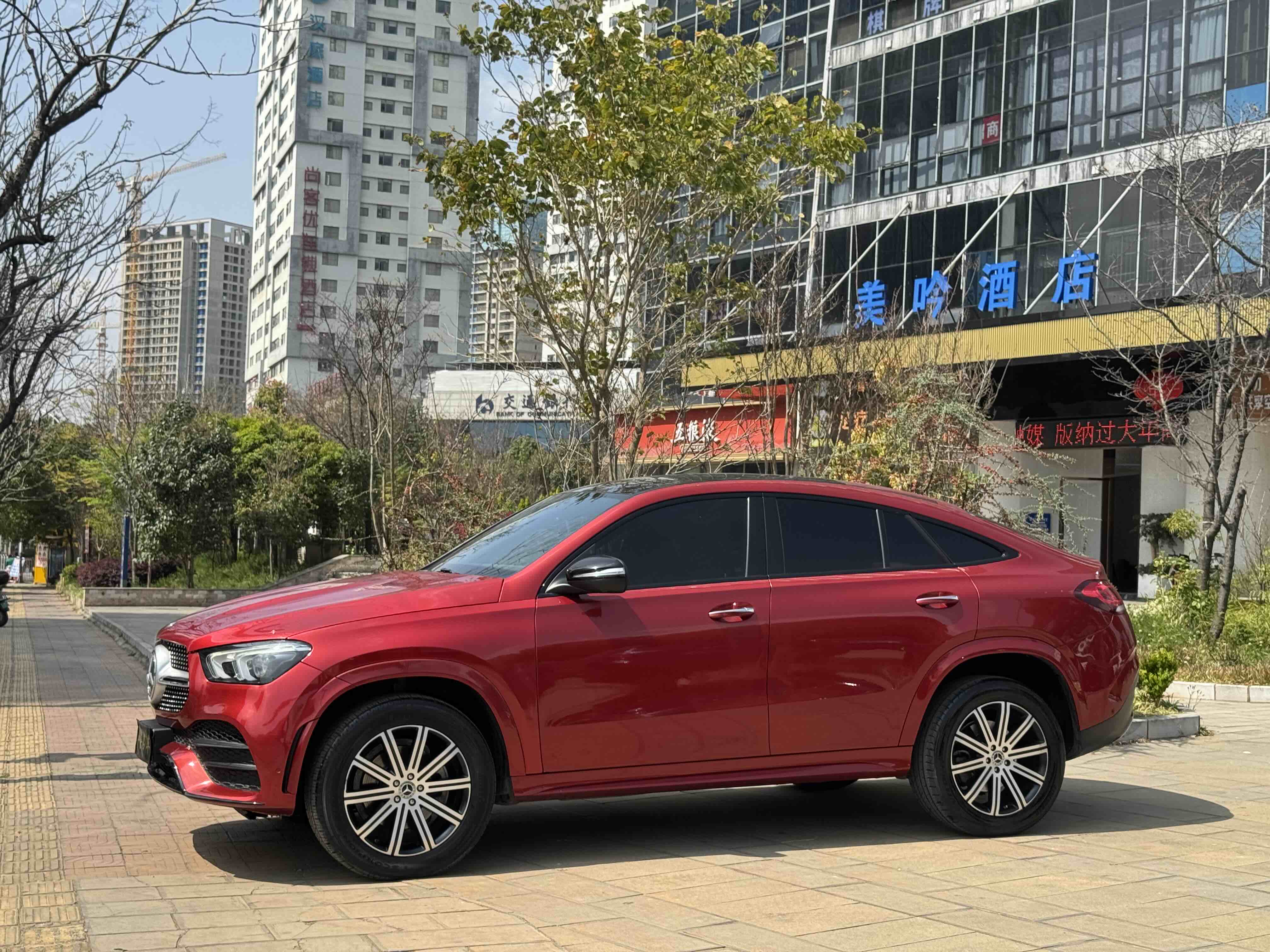 Mercedes-Benz GLE Coupe 2021 Mercedes-Benz GLE Coupe 2021 car image