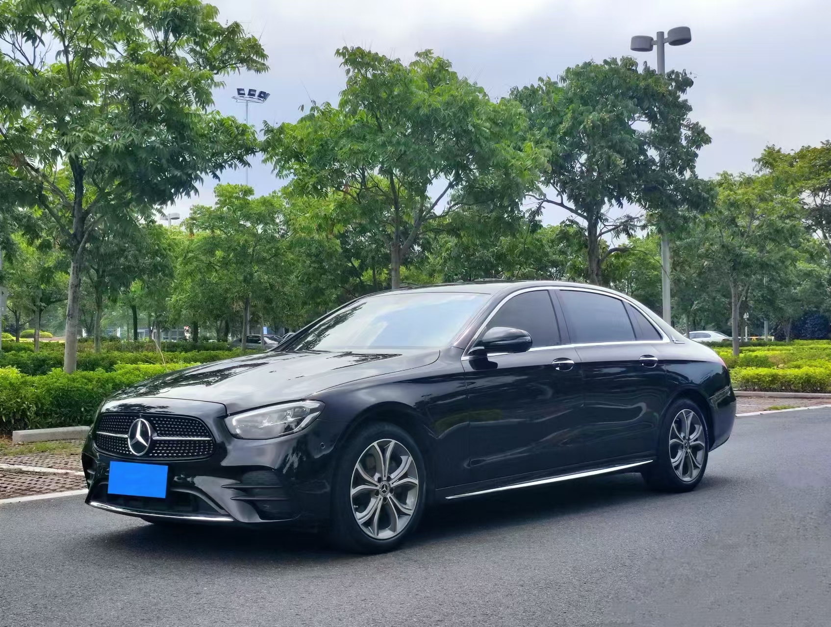 Mercedes-Benz E Class 2021 car image 