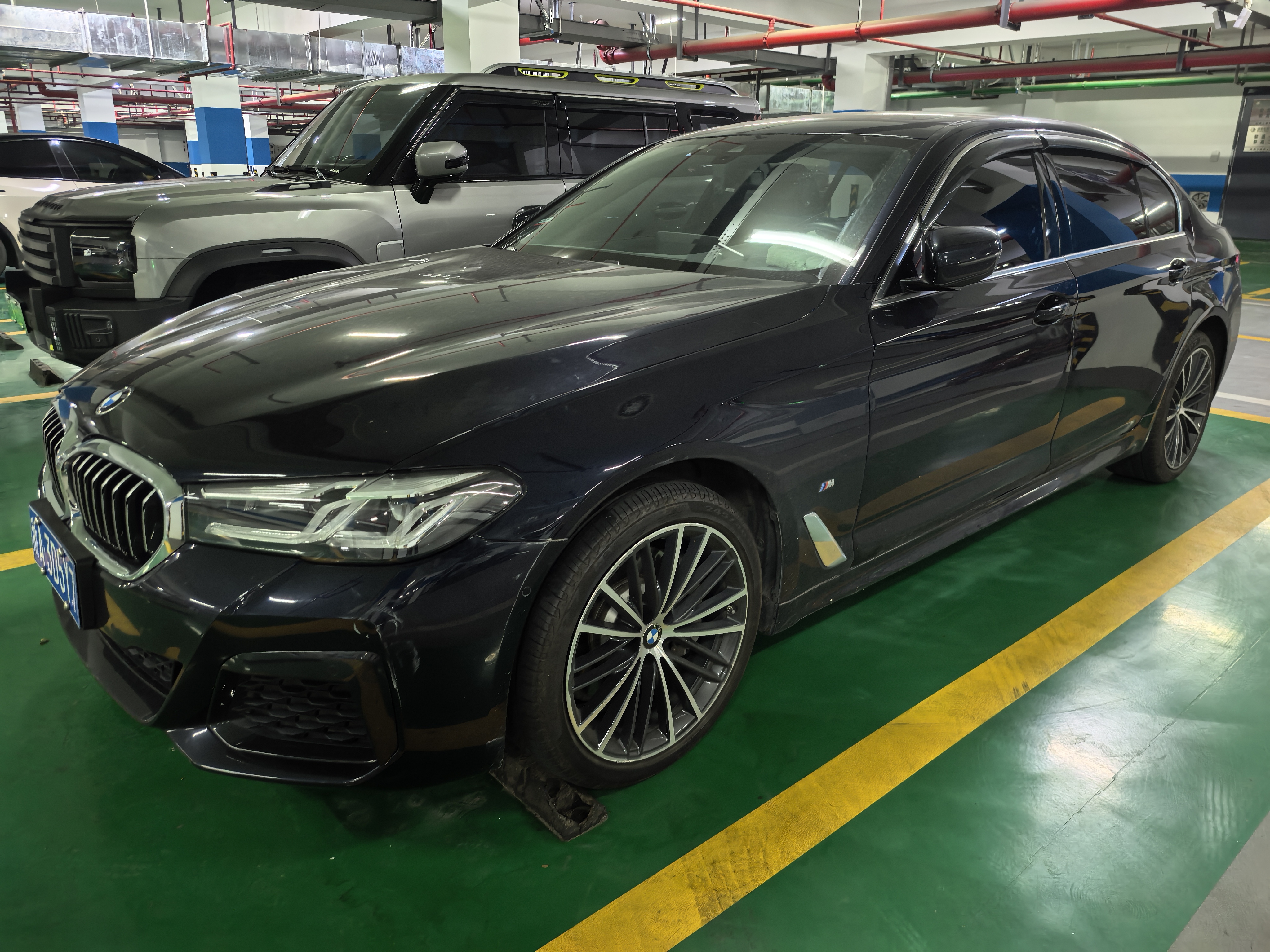 BMW 5 Series 2022 BMW 5 Series 2022 car image