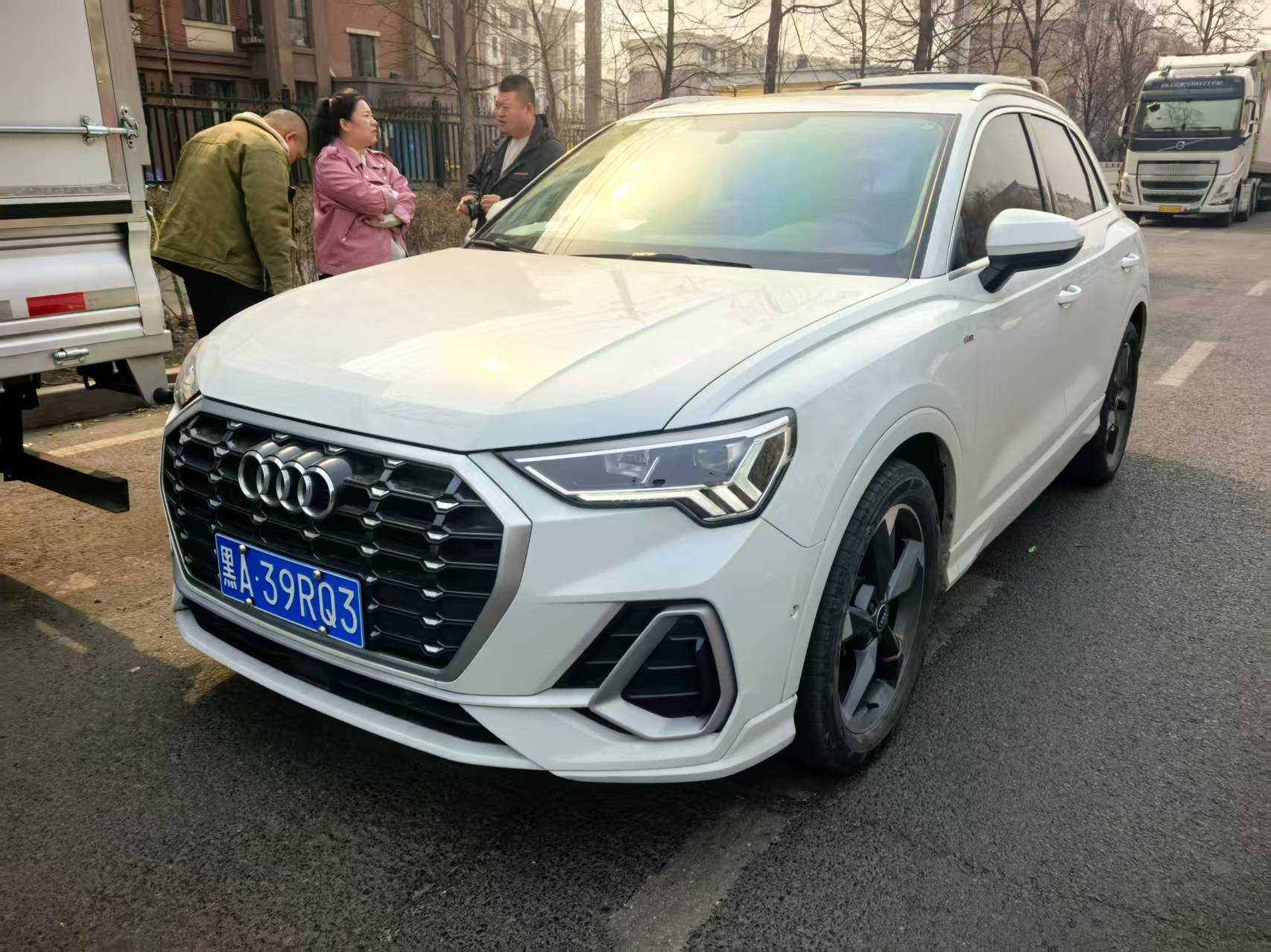 Audi Q3 2022 Audi Q3 2022 car image