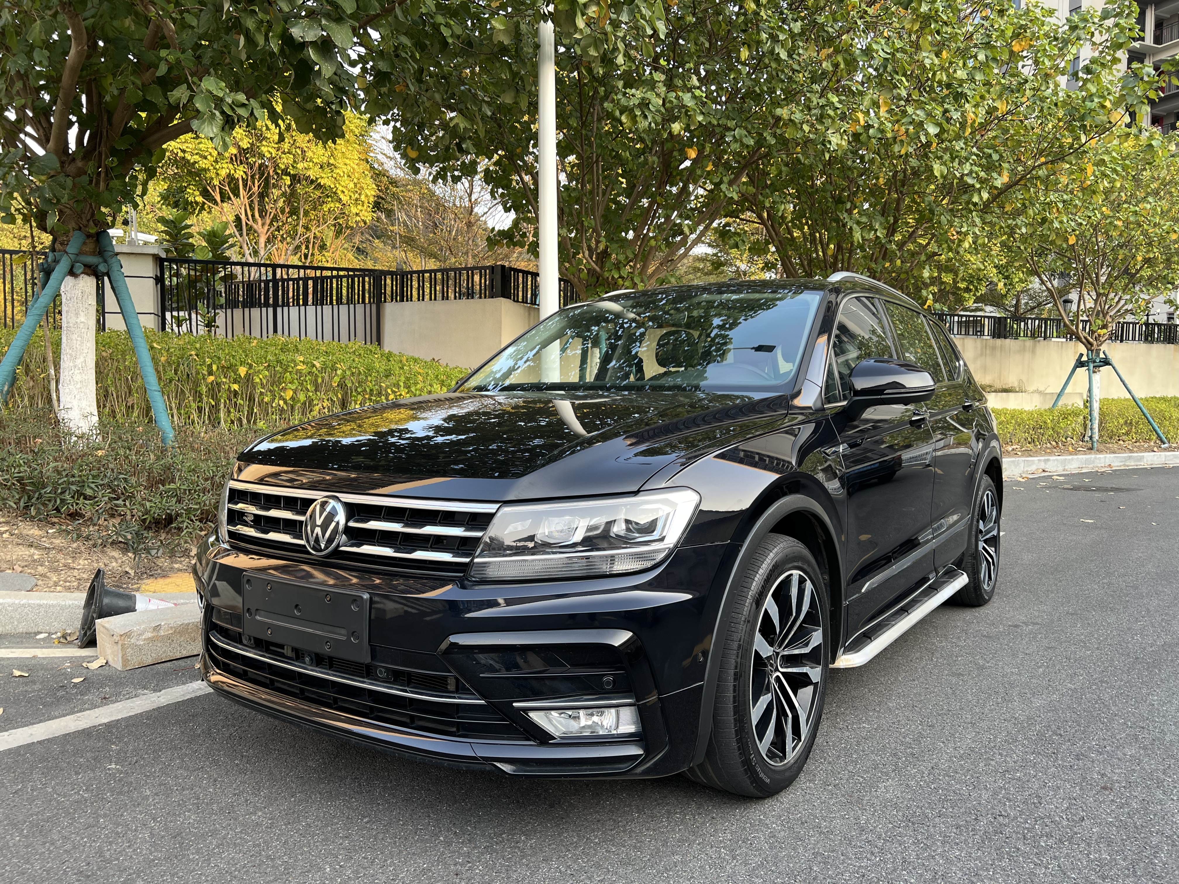 Volkswagen Tiguan L 2021 car image 