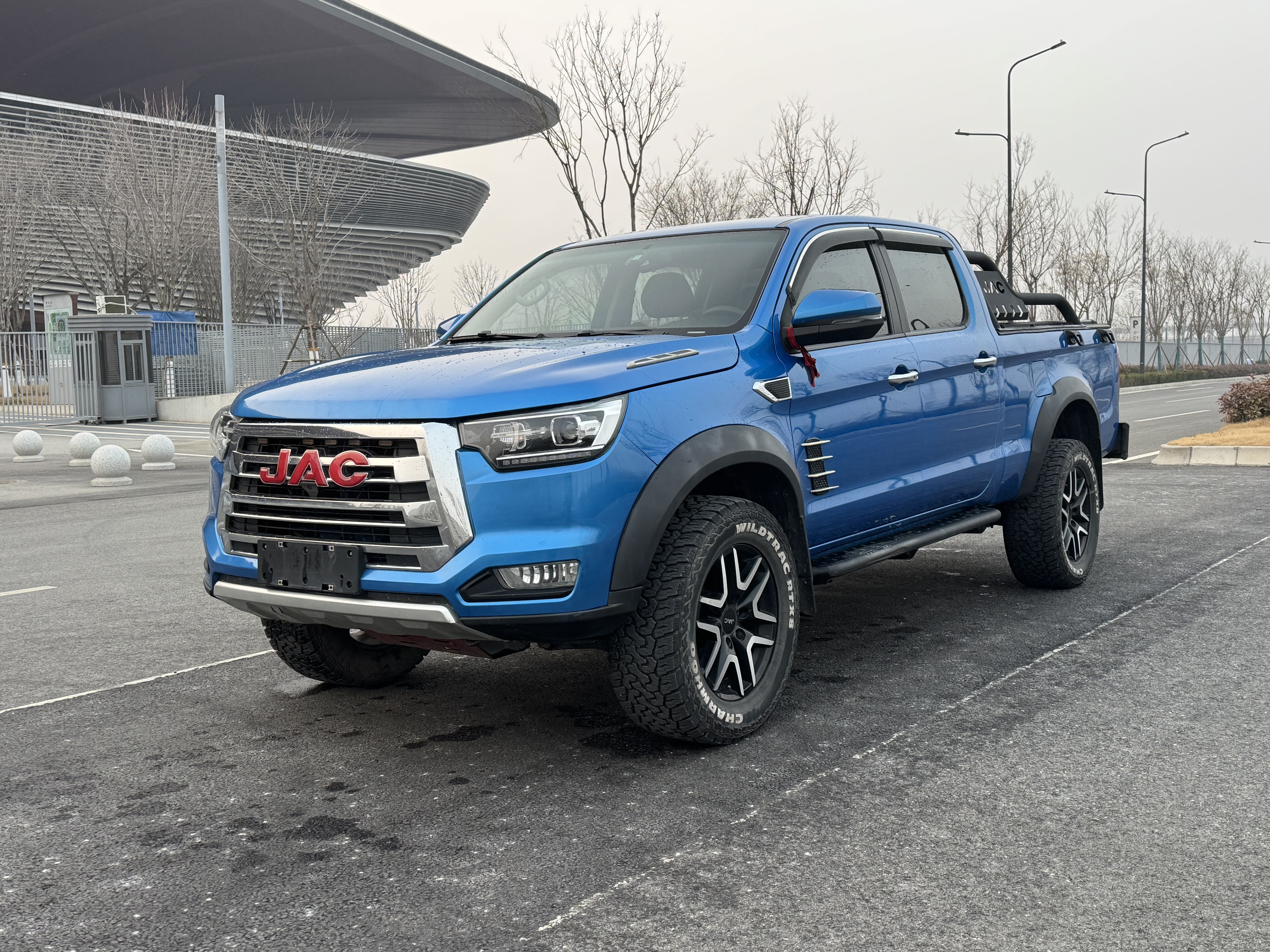 JAC 2022 car image 