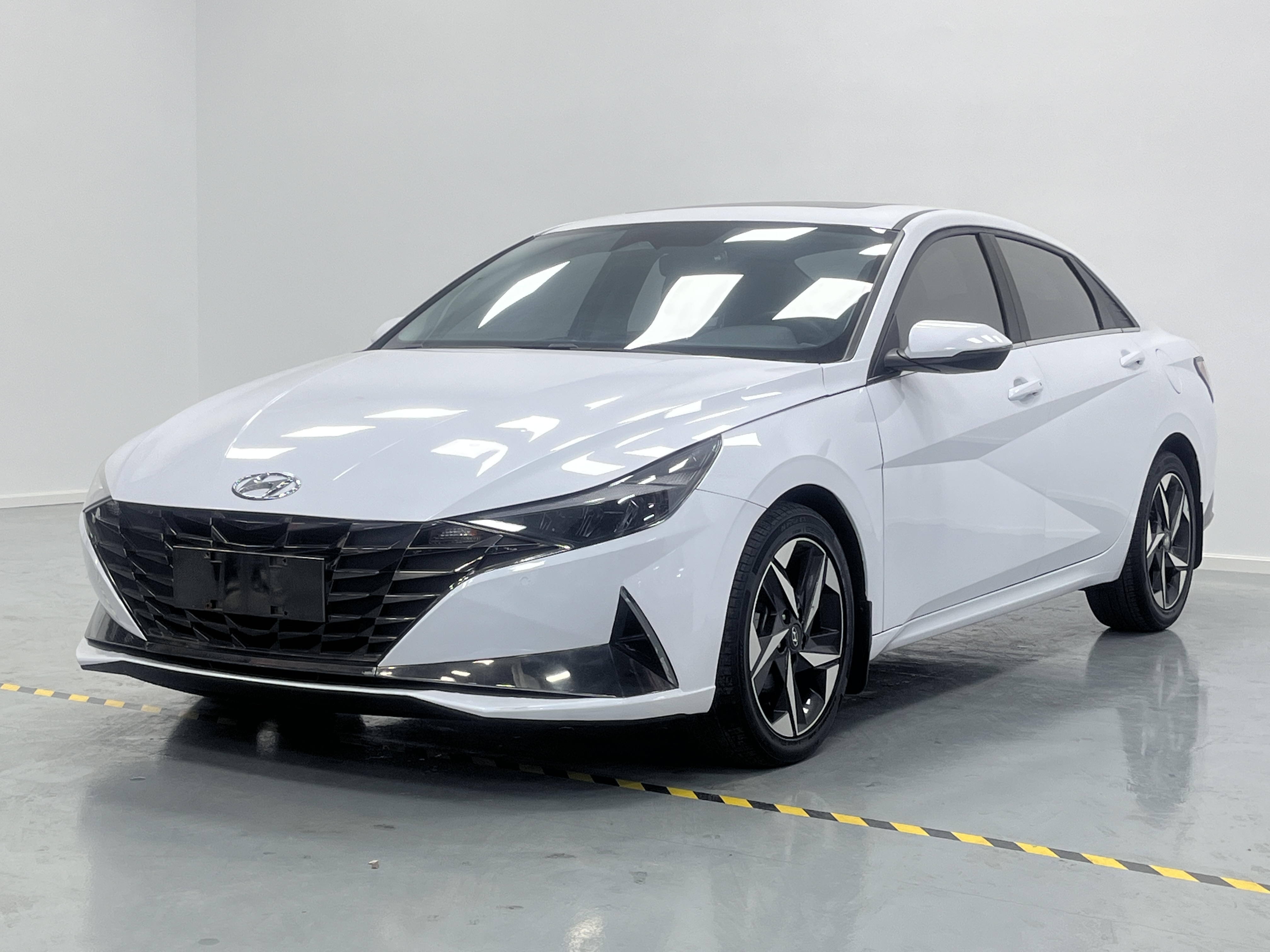 Hyundai Elantra 2021 imagen de coche 