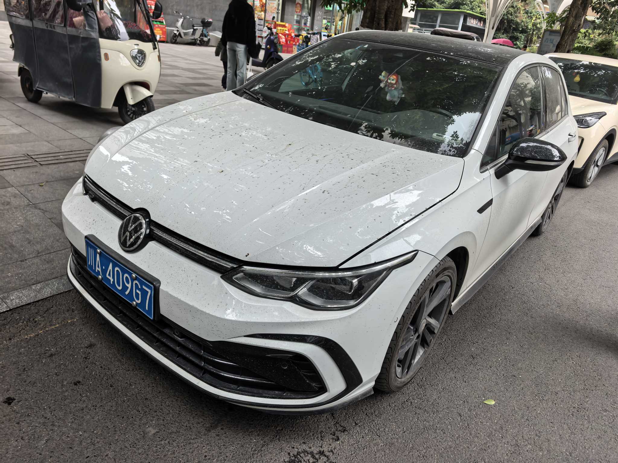 Volkswagen Golf 2020 car image 