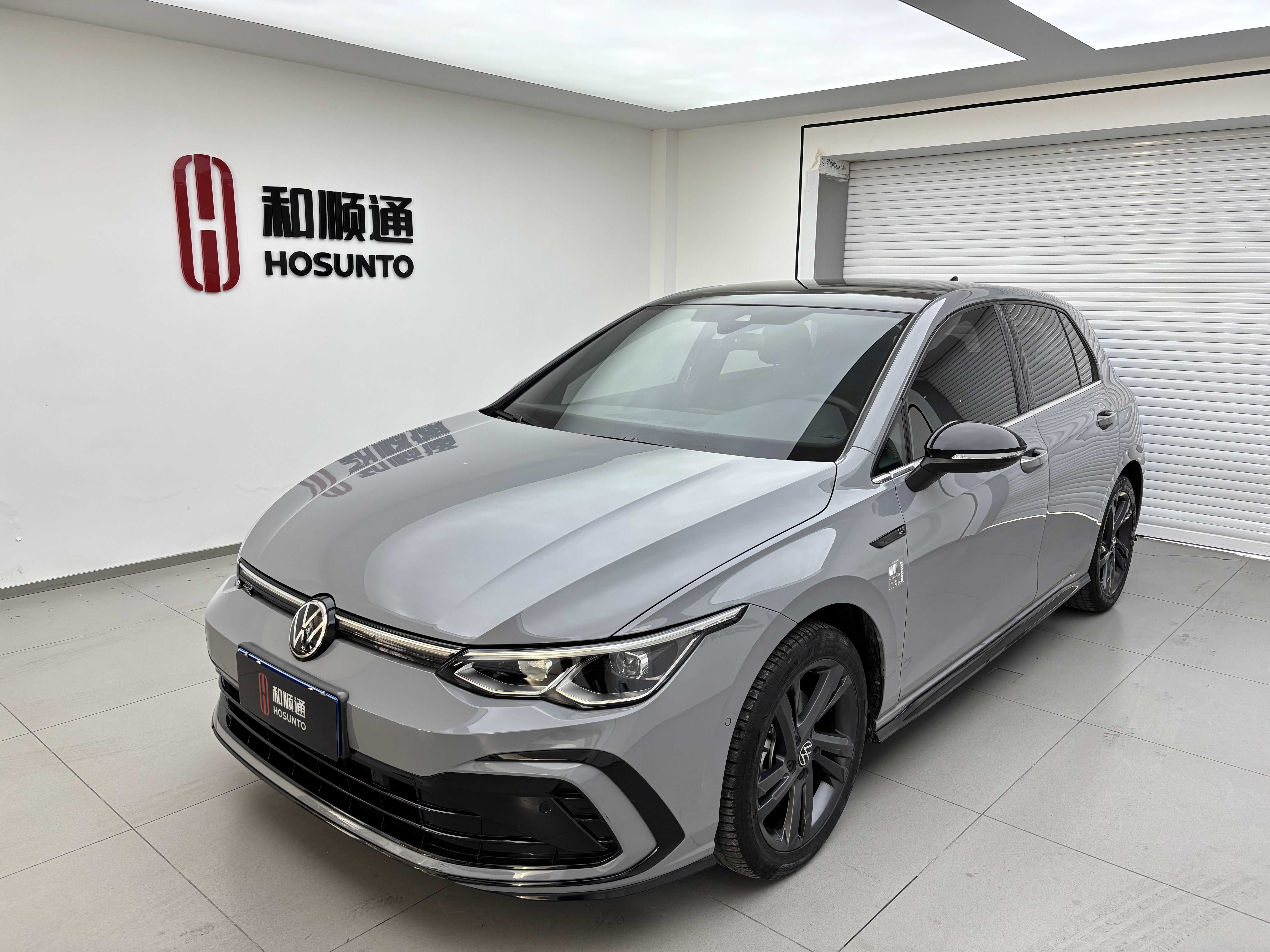 Volkswagen Golf 2022 car image 