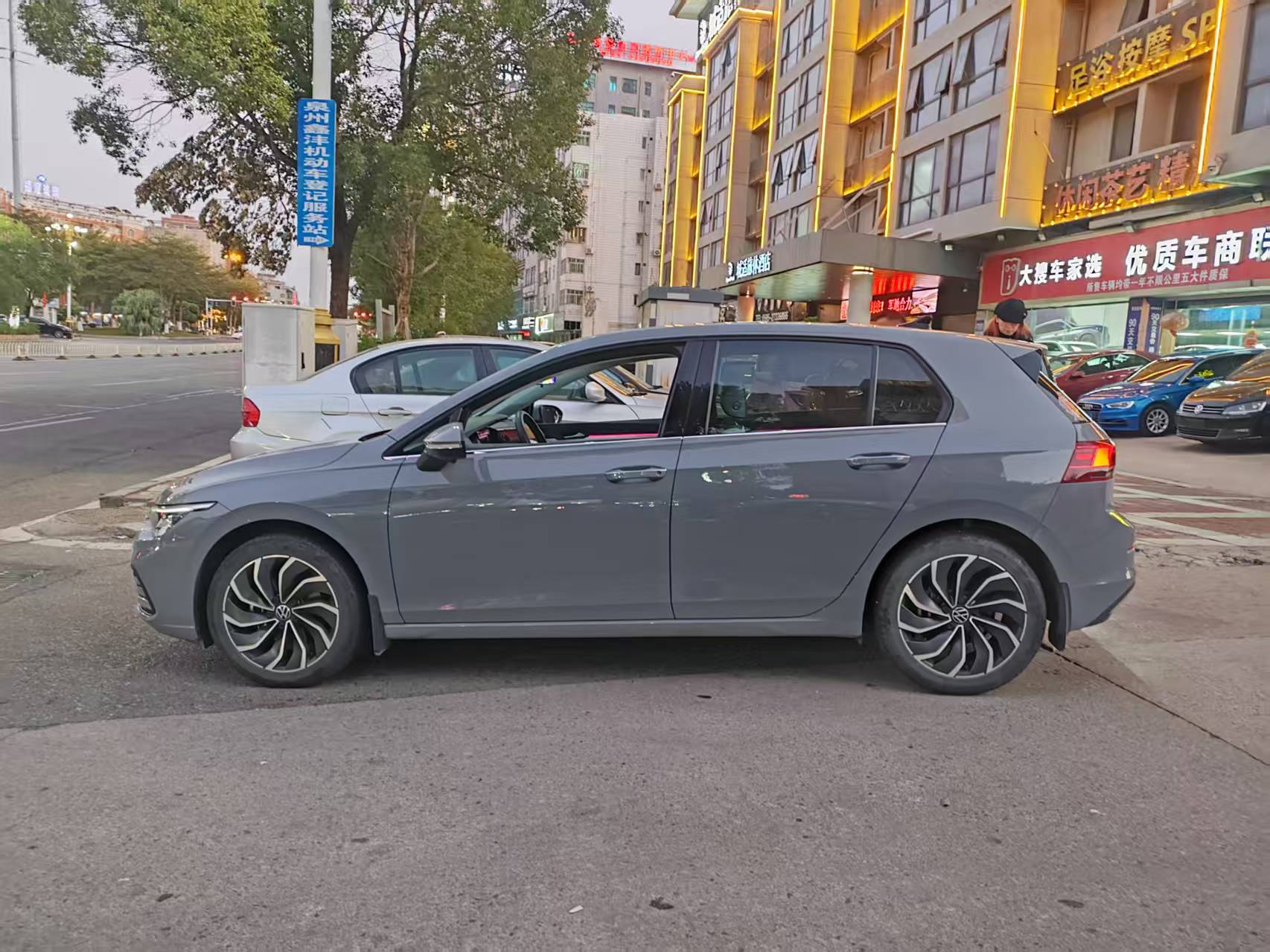 Volkswagen Golf 2023 Volkswagen Golf 2023 image de voiture