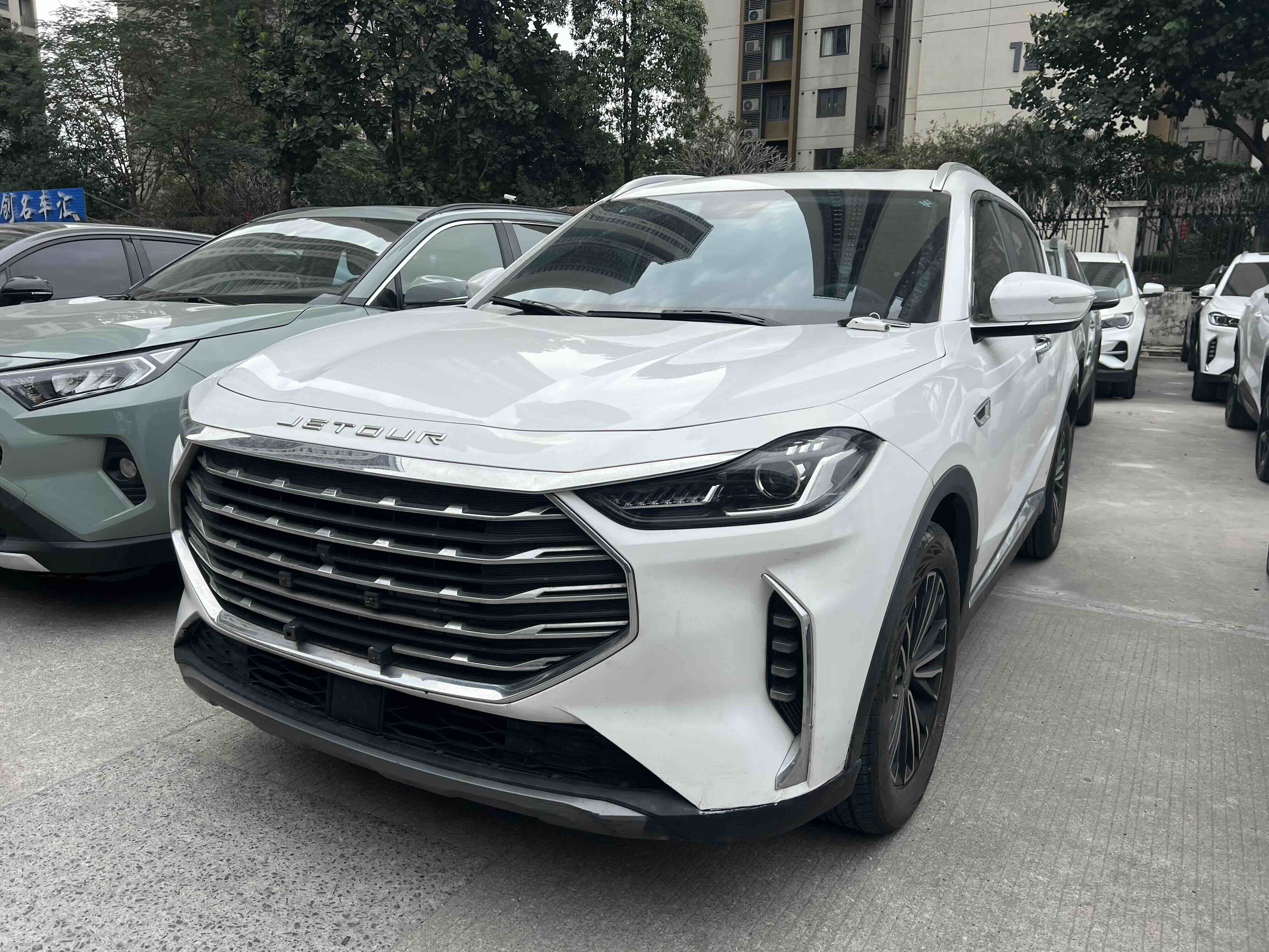 X70 PLUS 2022 X70 PLUS 2022 car image