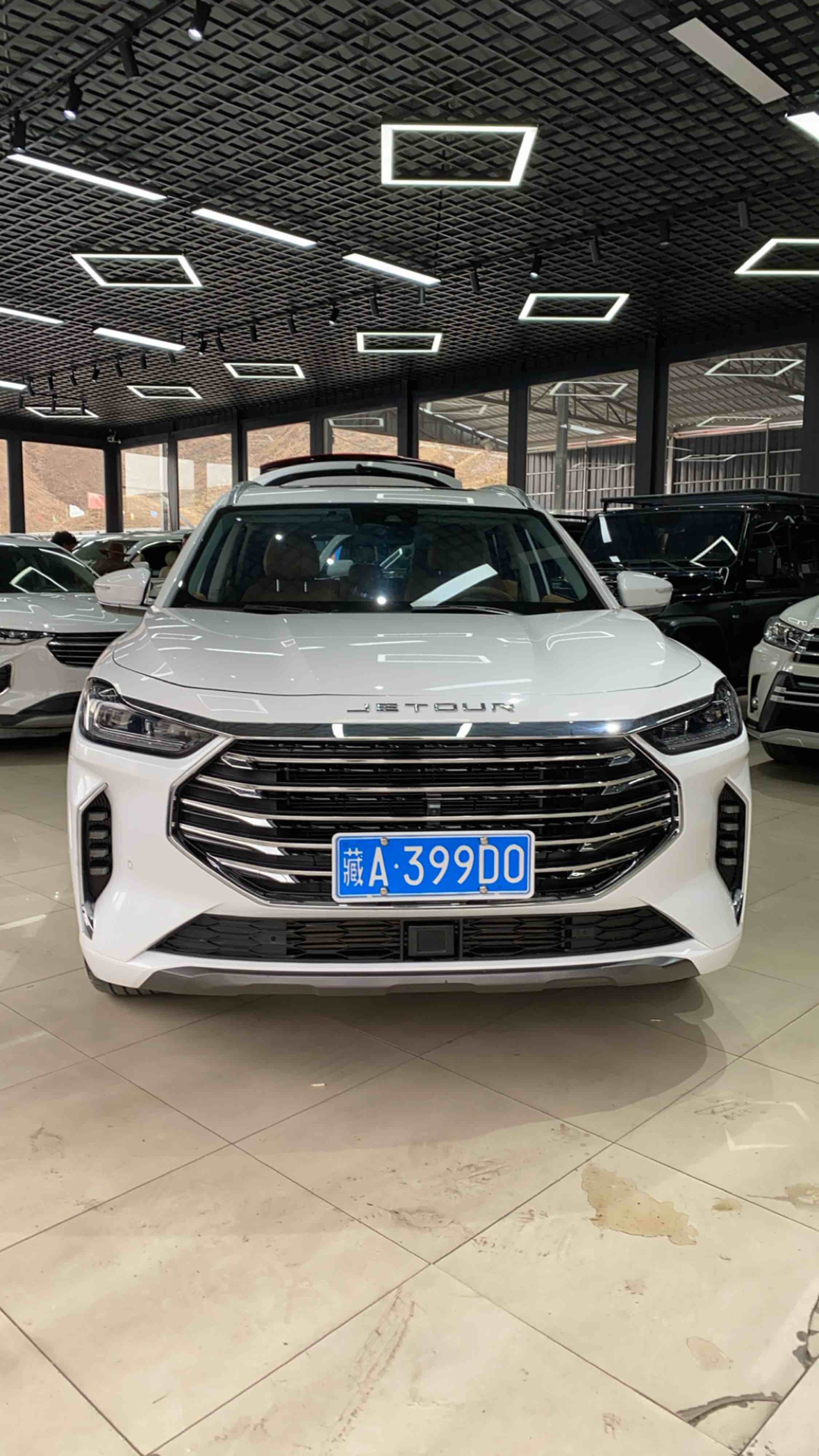 X70 PLUS 2022 car image 
